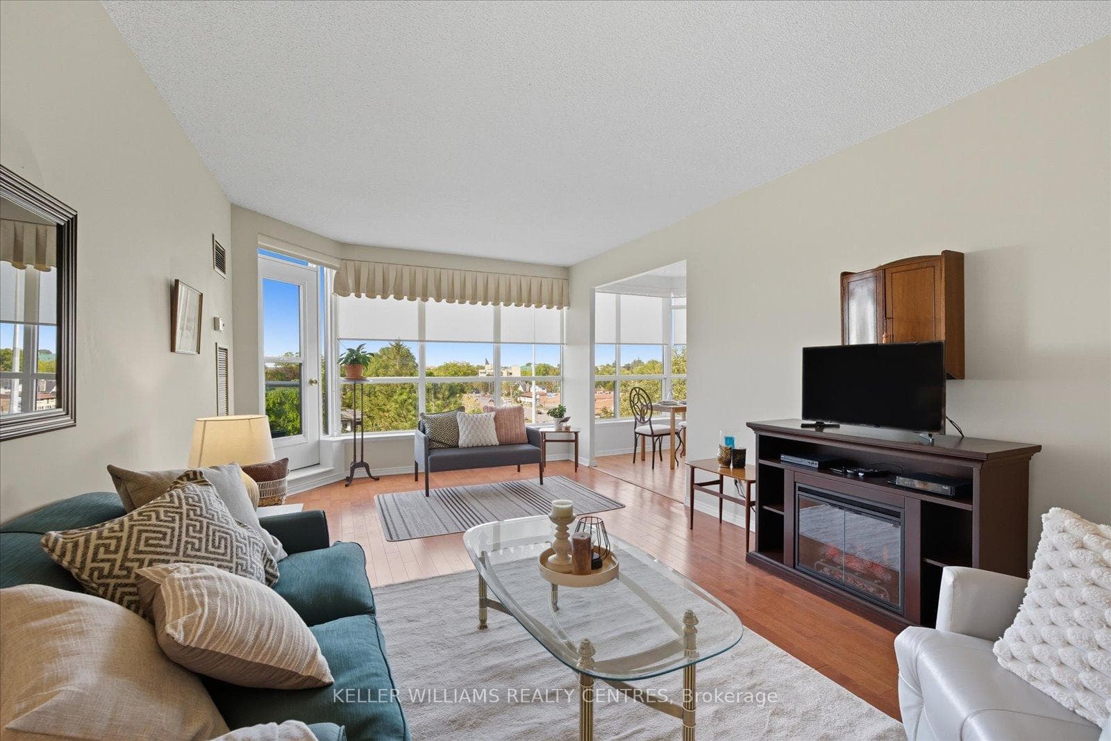 14924 Yonge Street Unit 619 photo 9