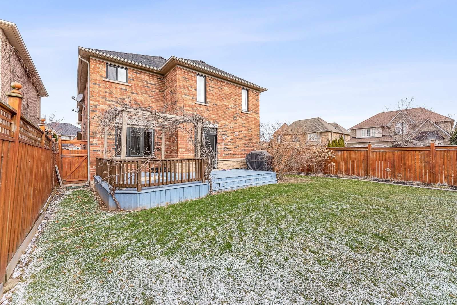 2154 Kingsridge Drive photo 38