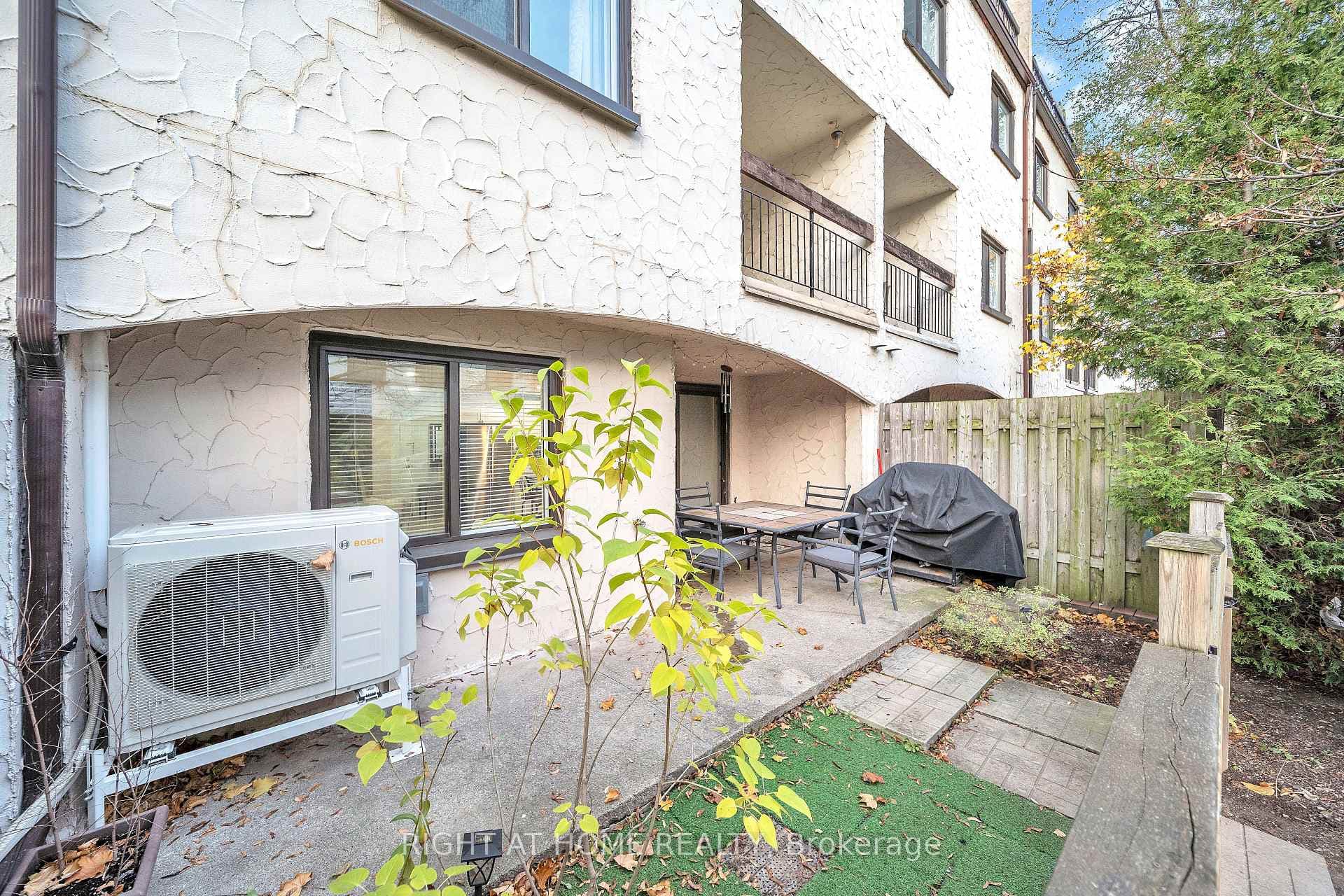 1058 Falgarwood Drive Unit 132 photo 35