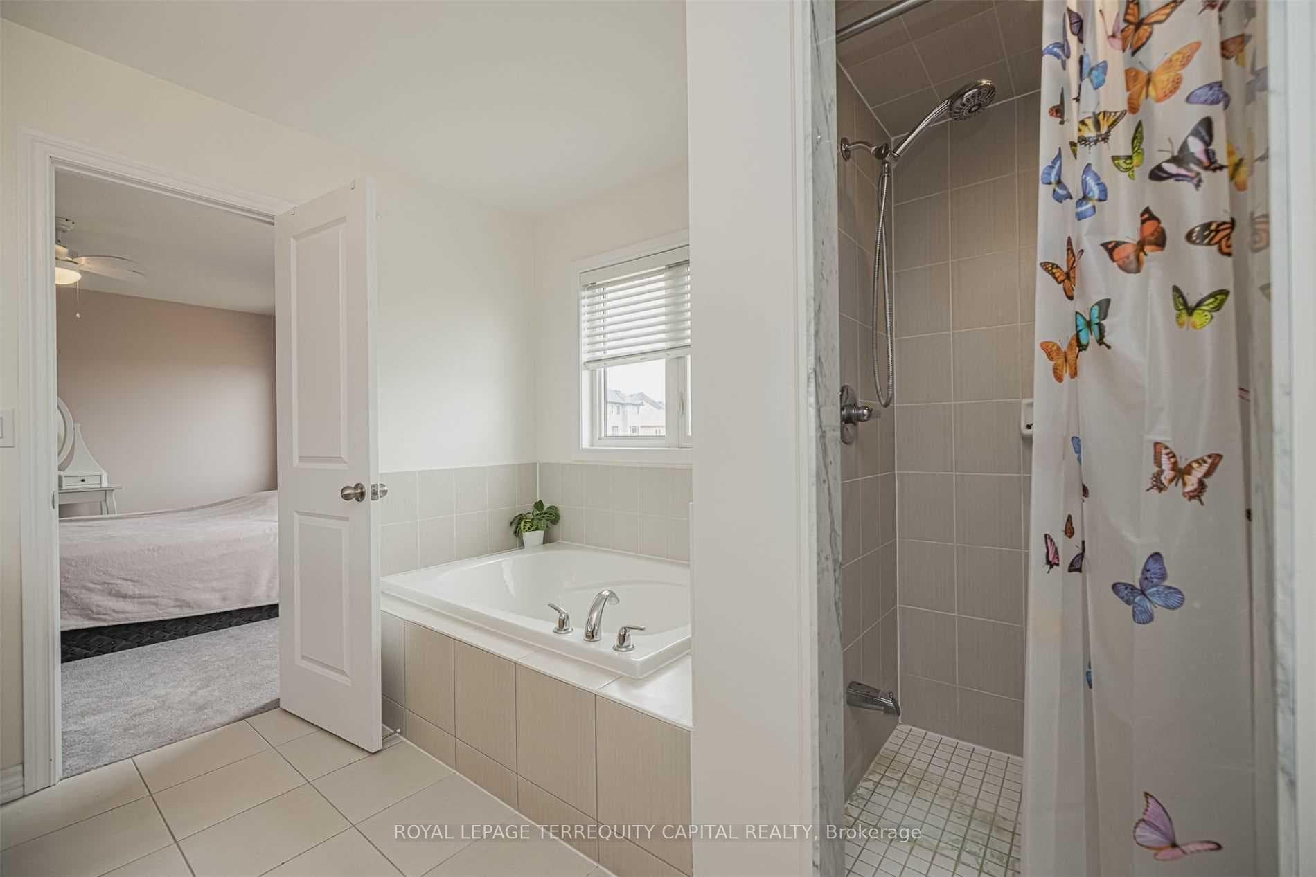 141 Isabella Drive Unit Upper photo 24