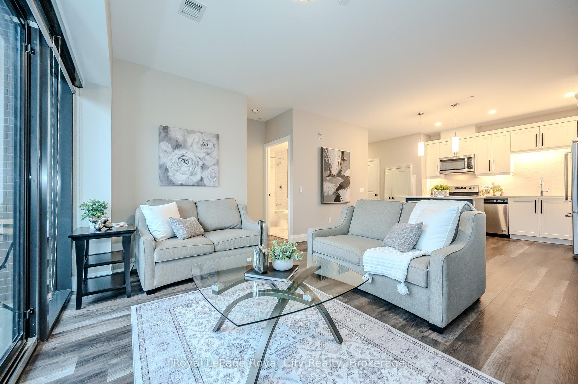 332 Gosling Gardens Unit 312 photo 1