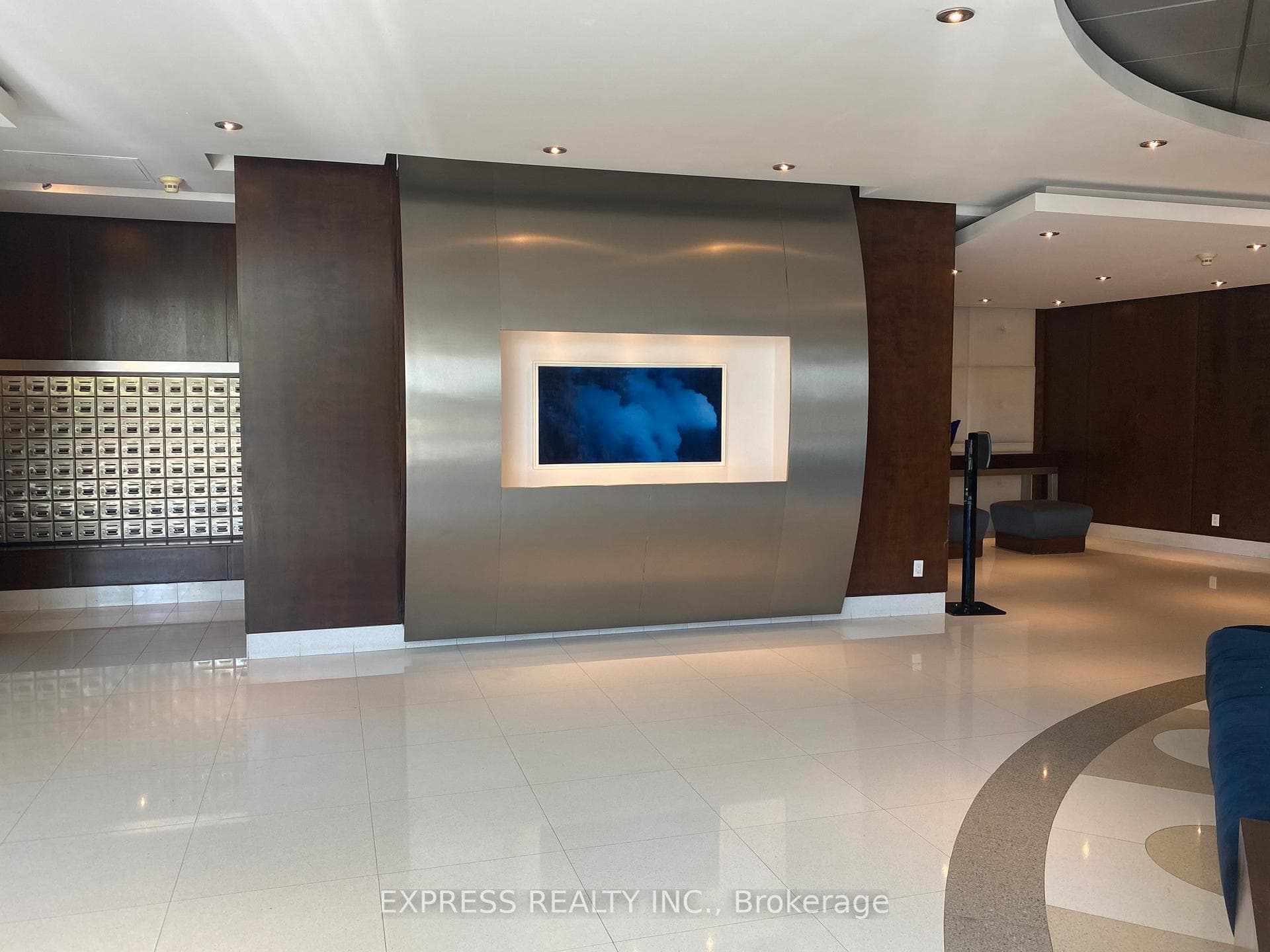 410 Queens Quay Unit 1101 photo 17