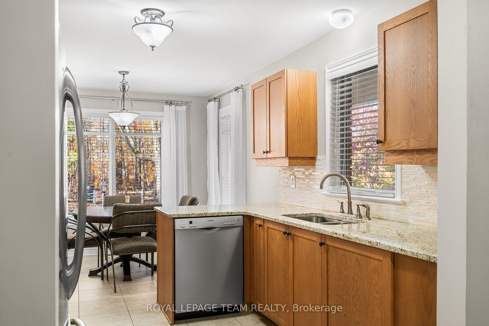 16 Spinney Way photo 6