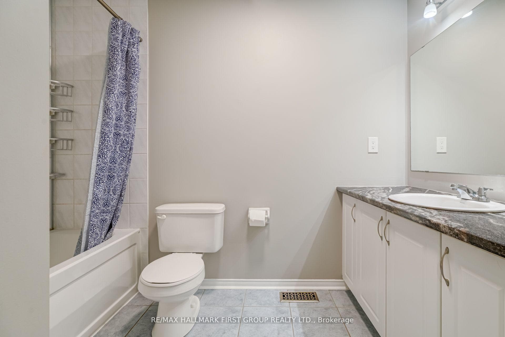 47 Hinsley Crescent photo 22