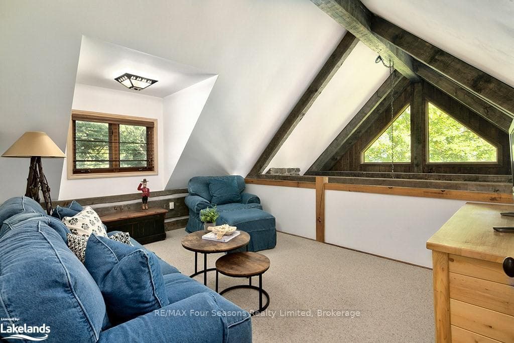 155 ASPEN Way photo 29