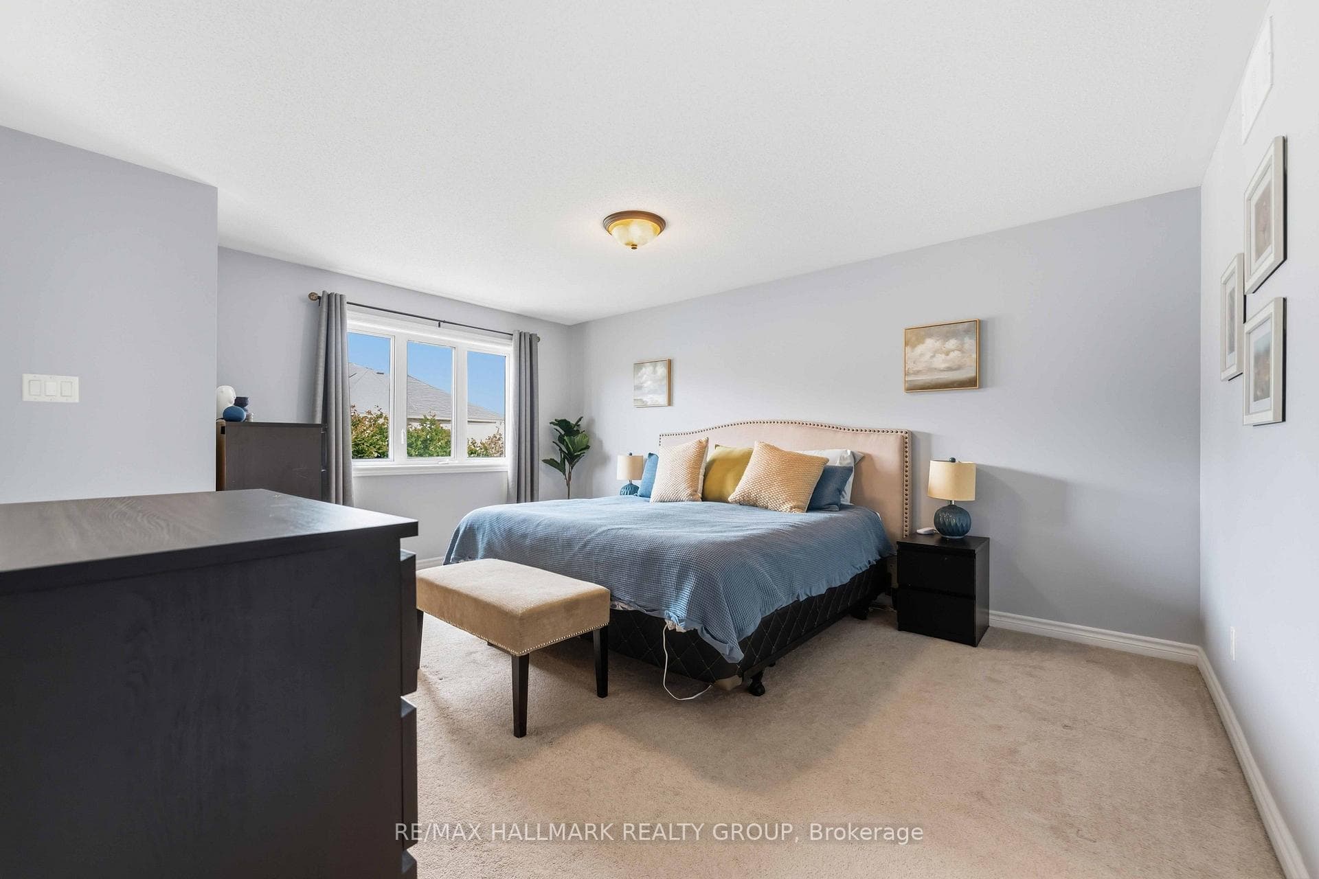 125 Montmorency Way photo 16