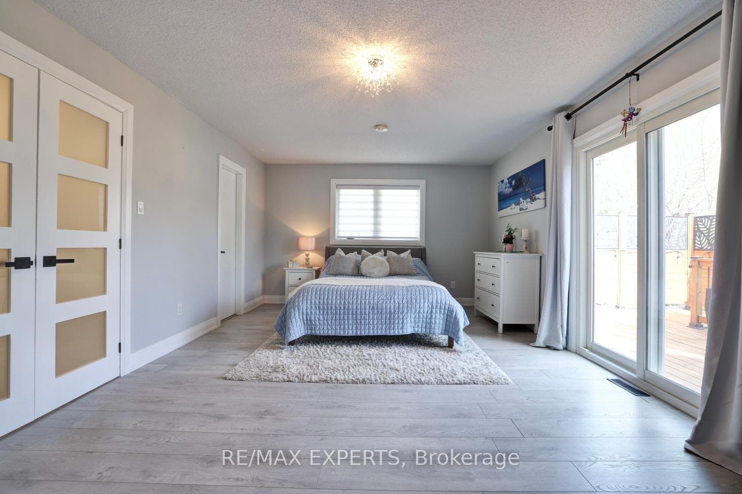 72 Donald Crescent photo 21