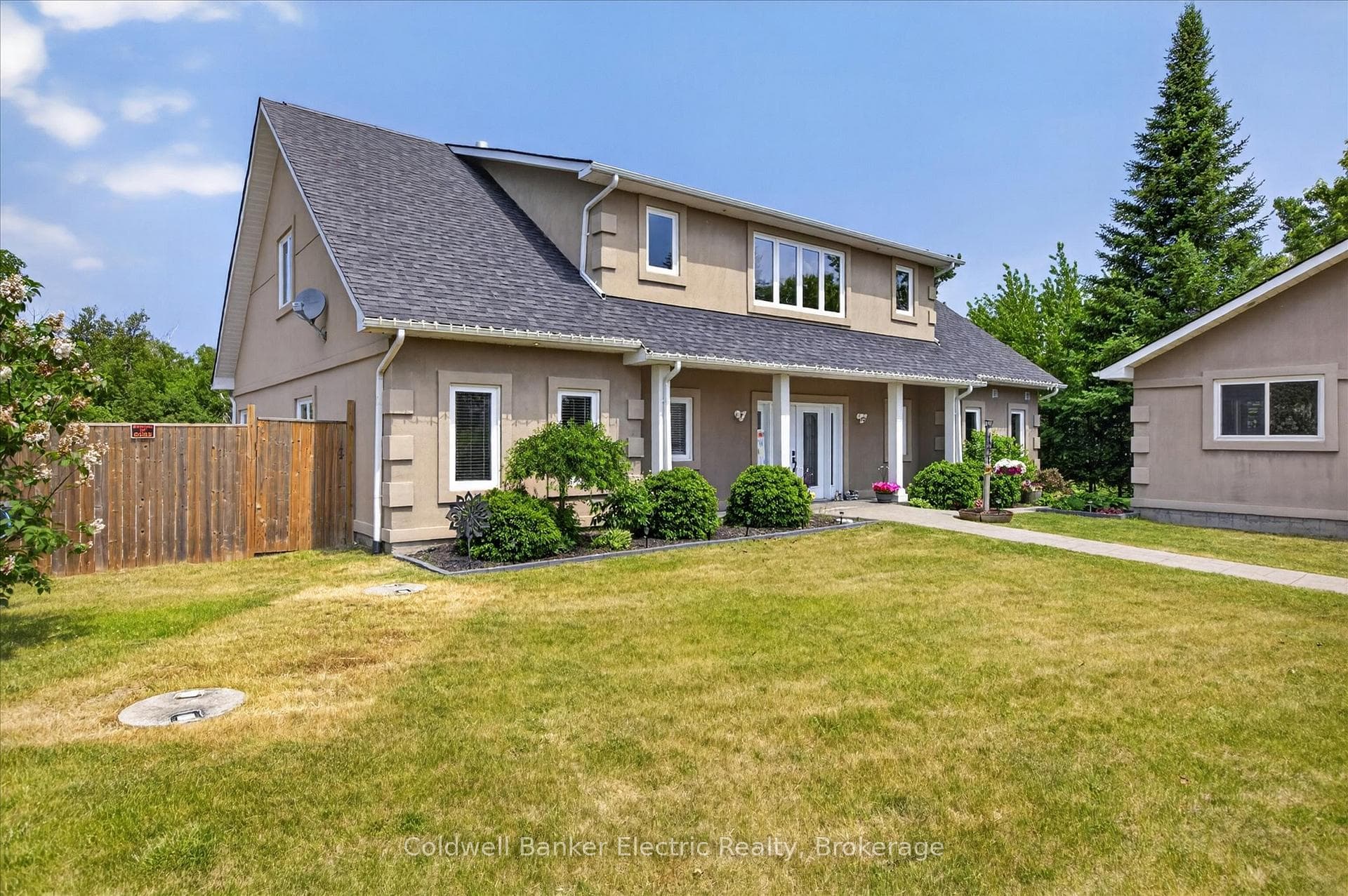 1221 Youngs Cove Road photo 4