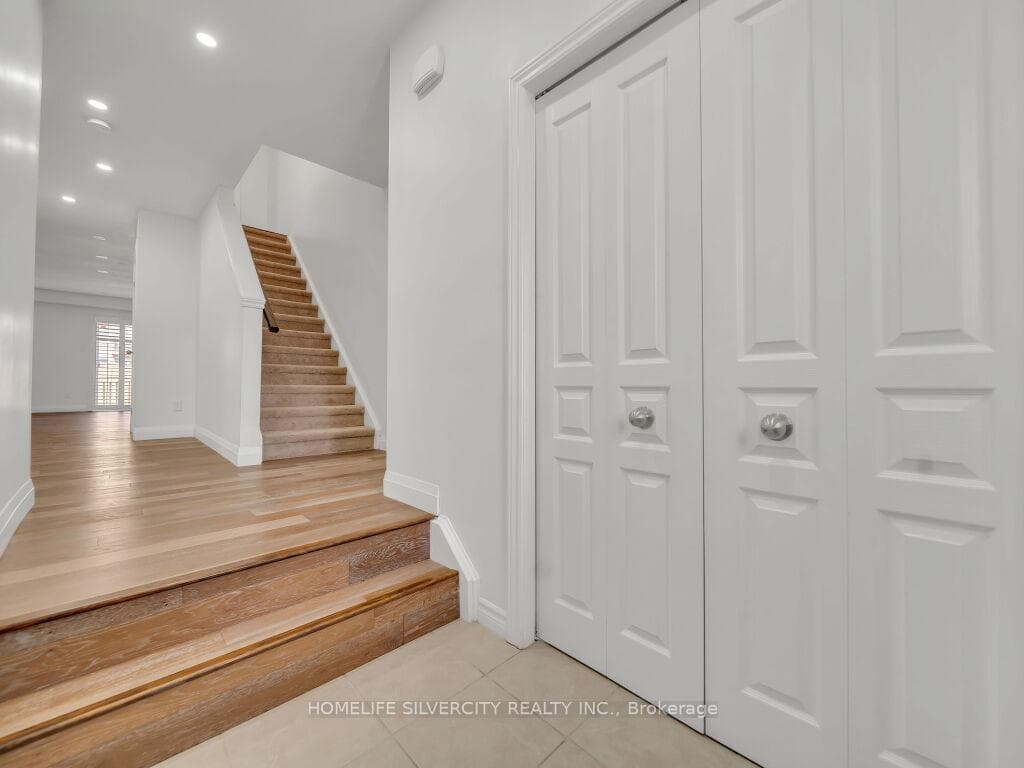 34 Renfrew Street photo 3