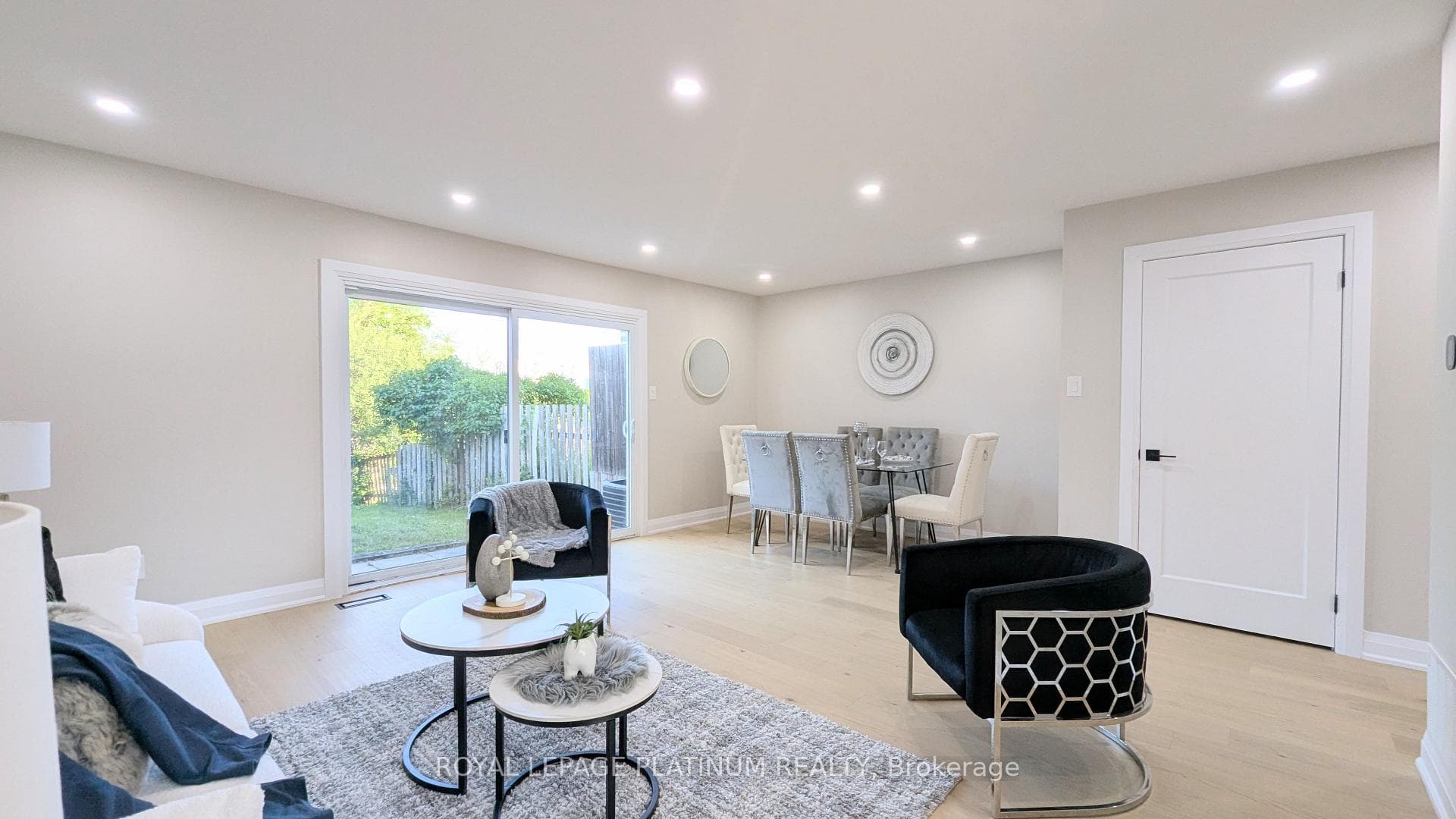 33 Greene Drive photo 4