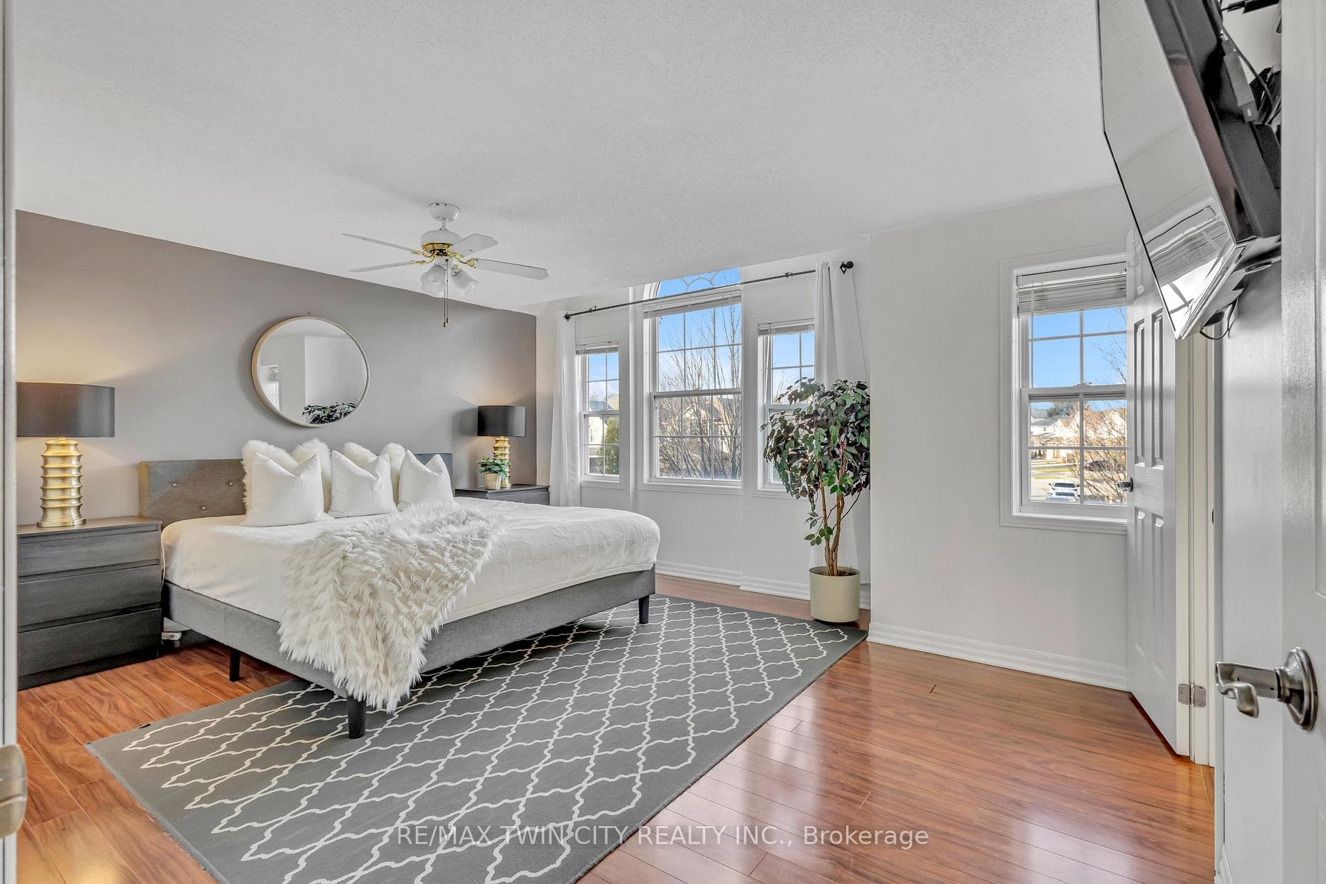79 Jerry Drive photo 32
