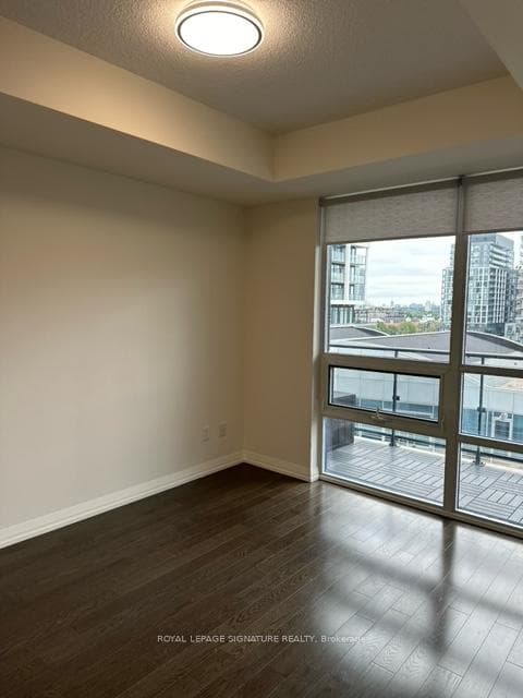 460 Adelaide Street Unit 1126 photo 6