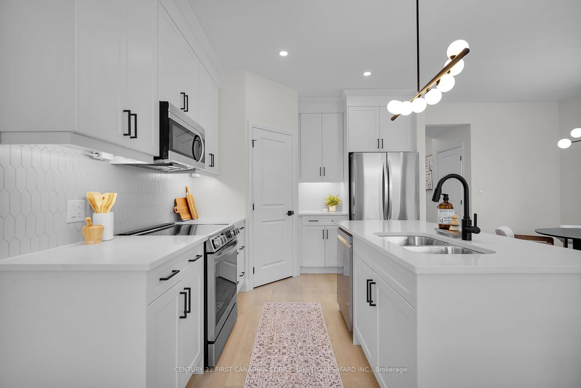849 CATALPA Square photo 14