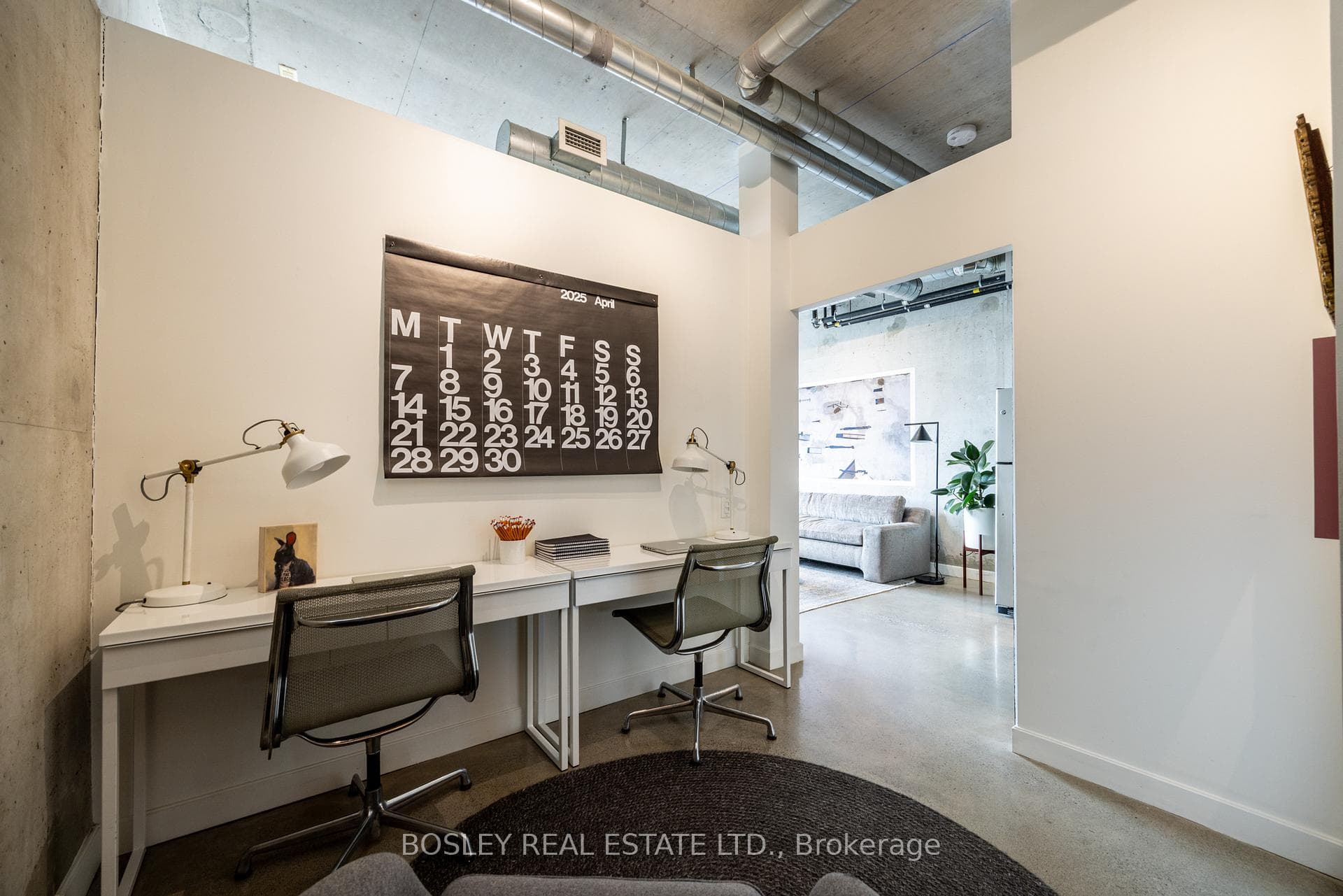369 Sorauren Avenue Unit 308 photo 7