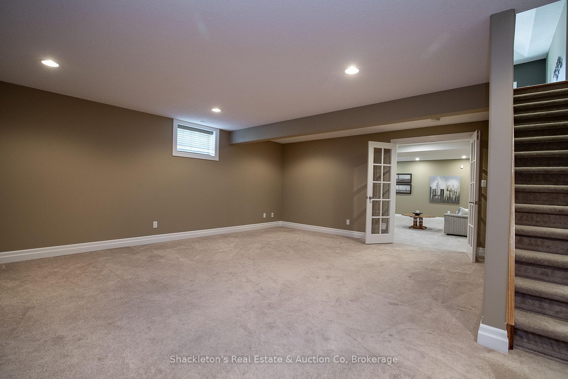 41 North Pointe Drive Unit 30 photo 24