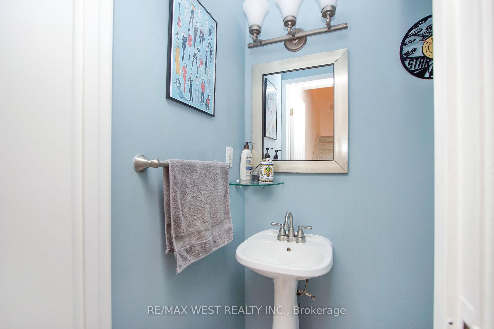 450 Bristol Crescent Unit 45 photo 14