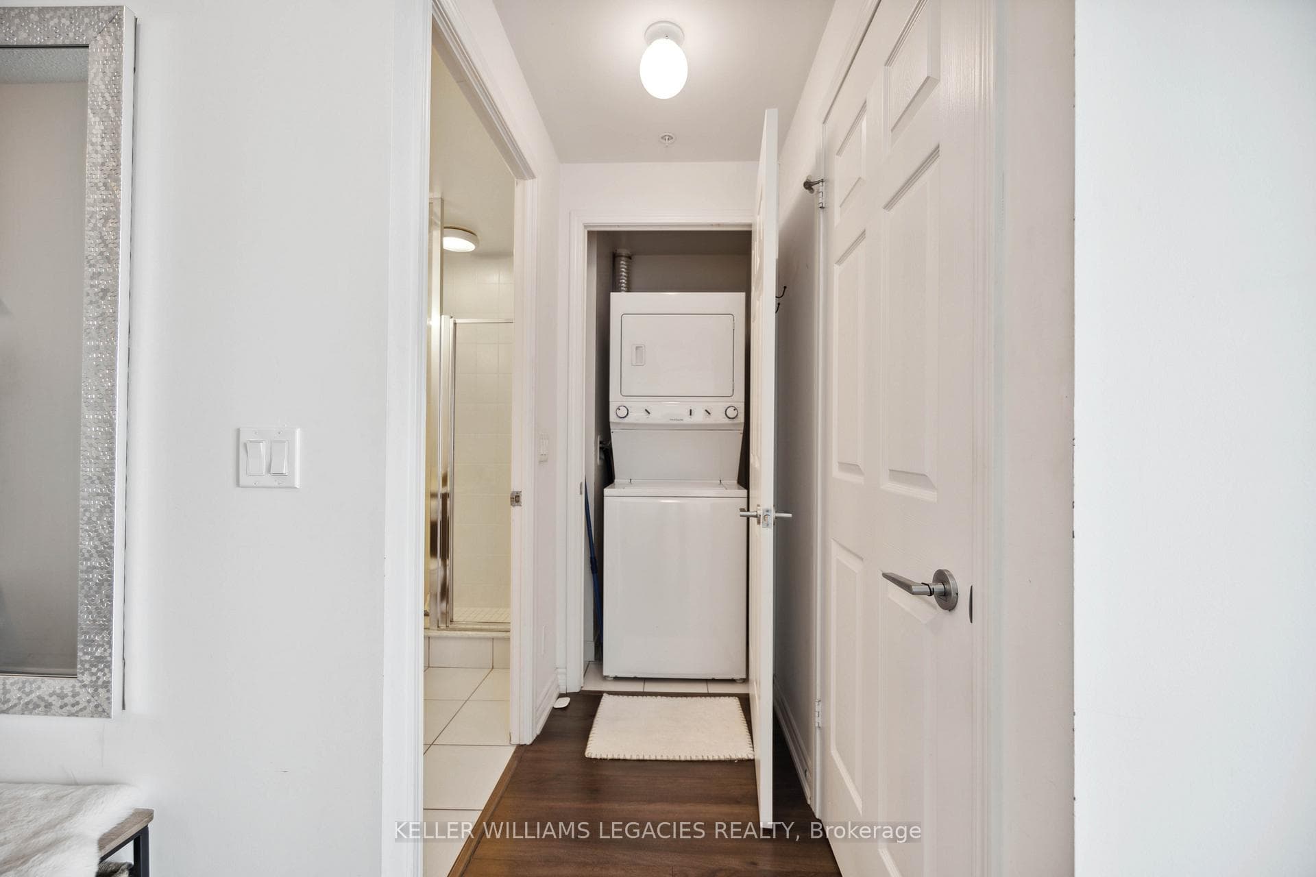 15 James Finlay Way Unit 1006 photo 17