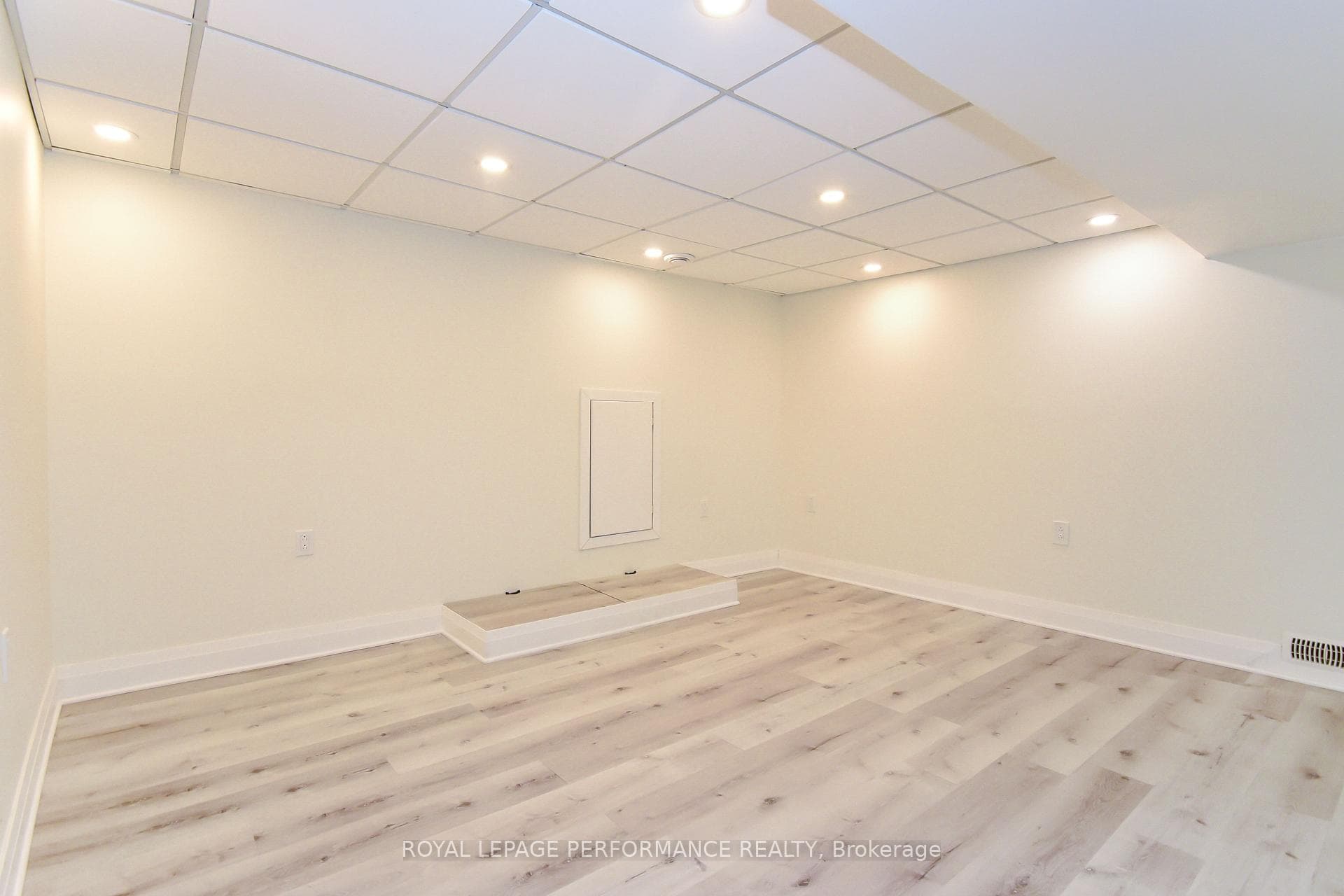 839 Nicholson Avenue photo 40