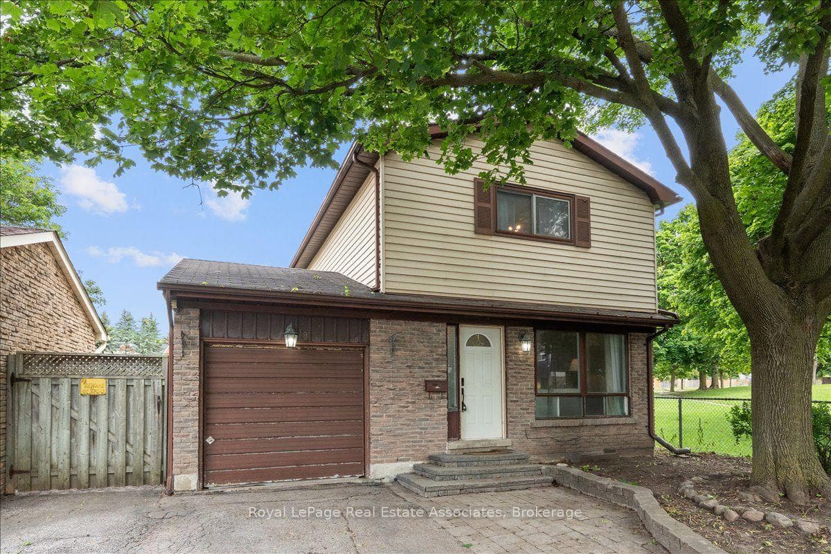 19 Harrison Court photo 44