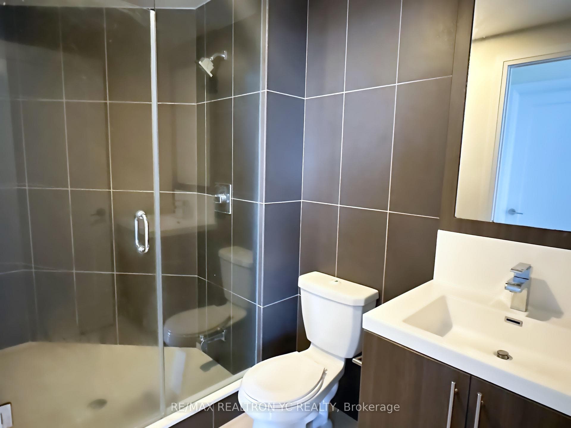 5 Sheppard Avenue Unit 2722 photo 9