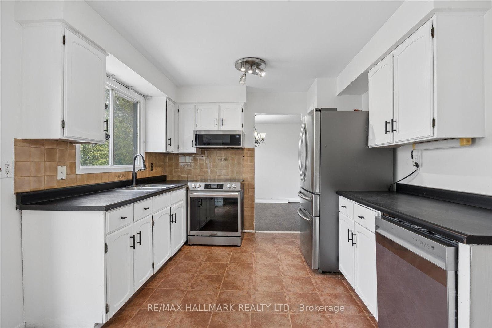 95 Booth Drive photo 12