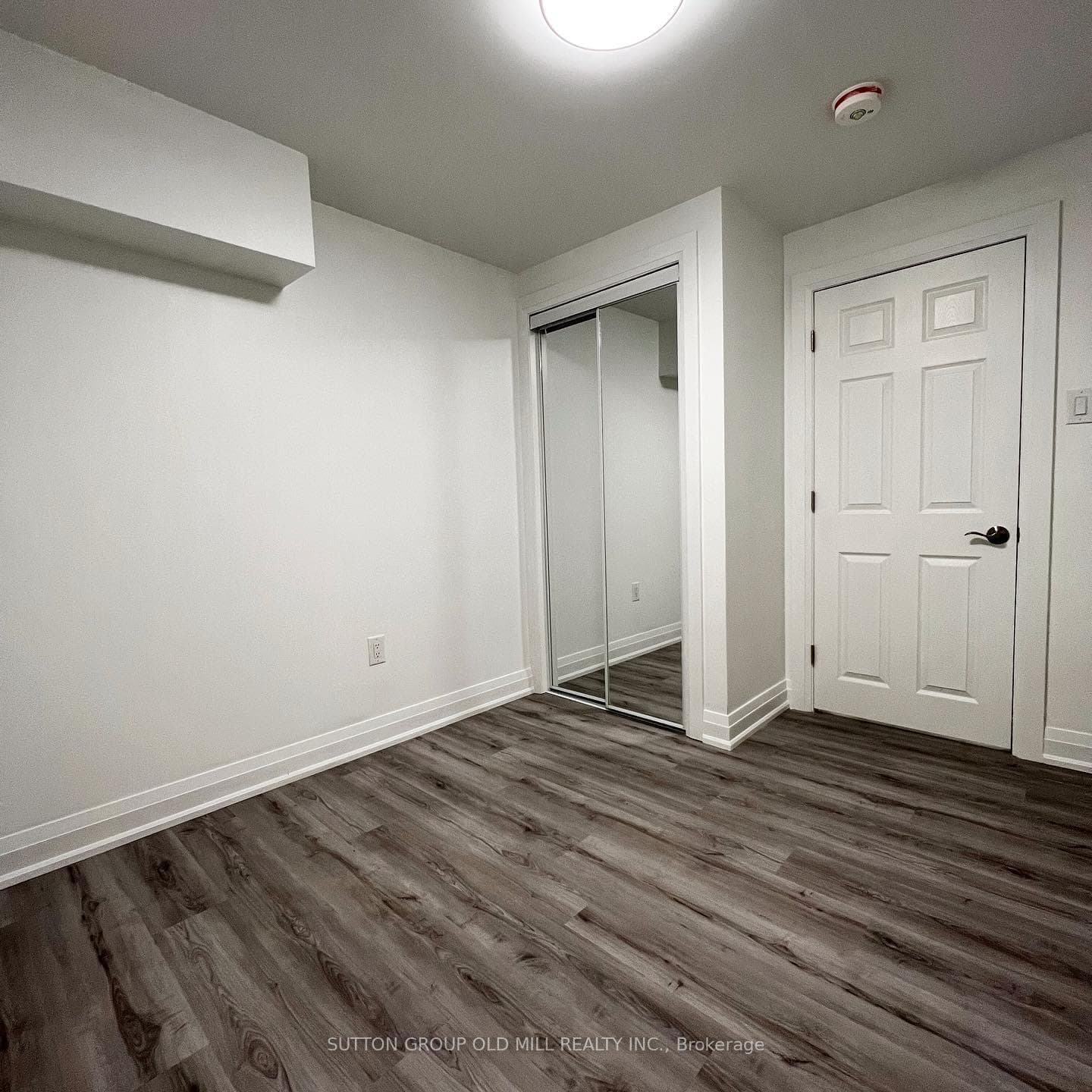 21 Regency Crescent Unit Bsmt photo 15