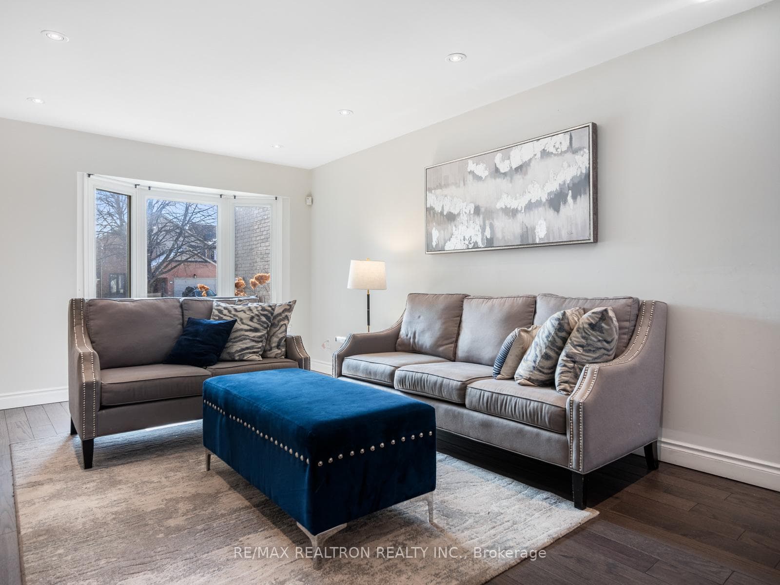143 Mcmorran Crescent photo 6