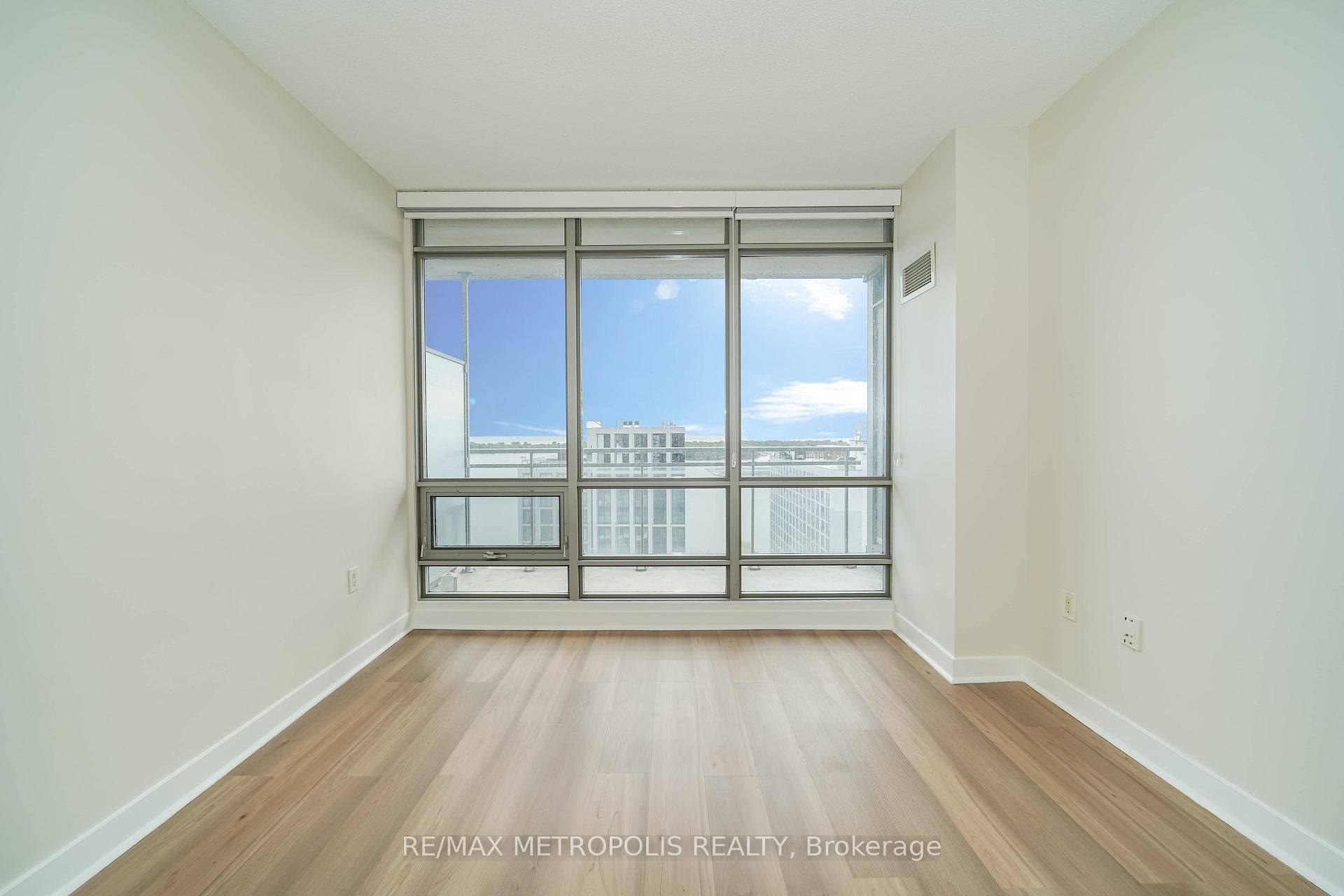 5 Mariner Terrace Unit 2503 photo 10