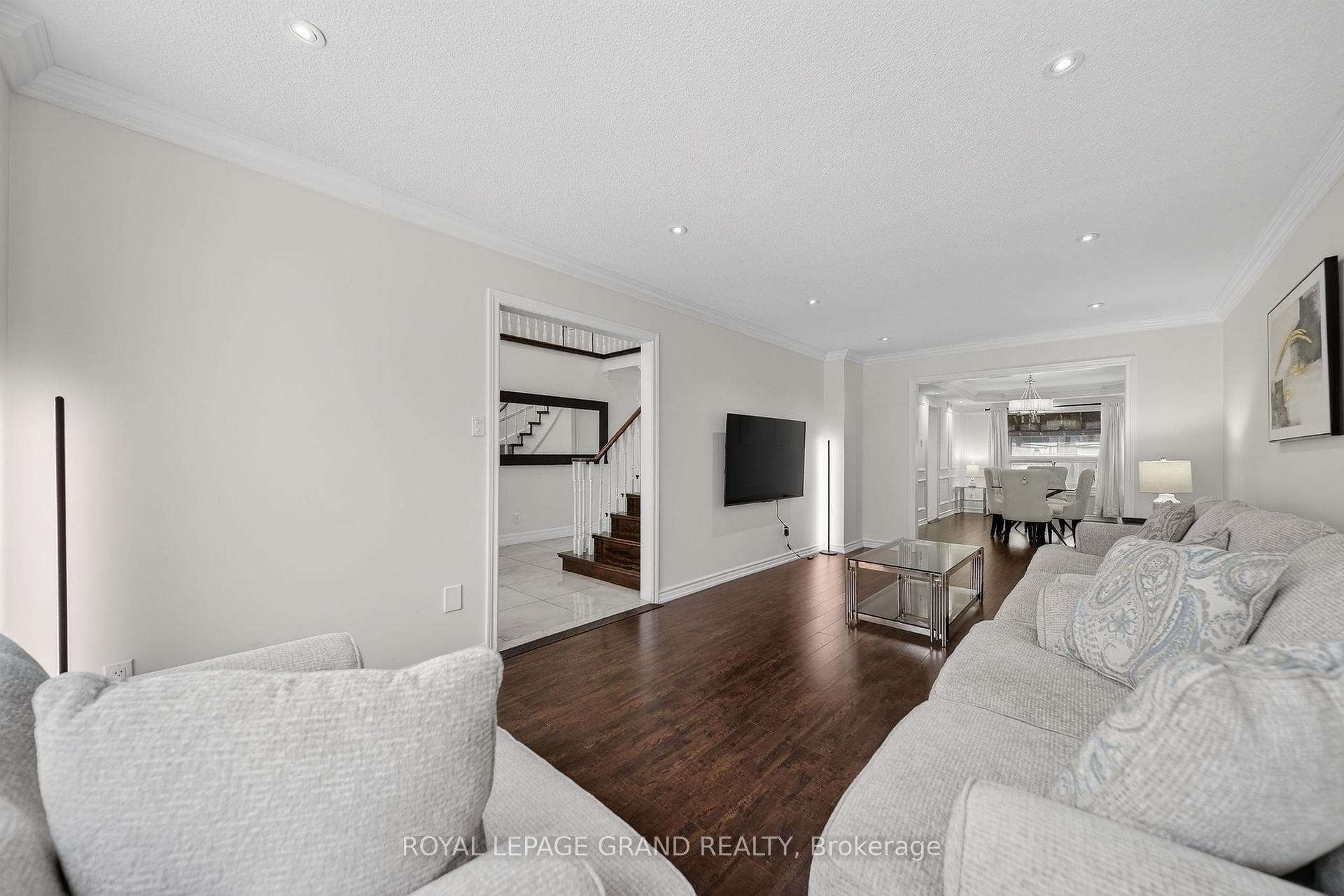 17 Coleraine Avenue photo 5