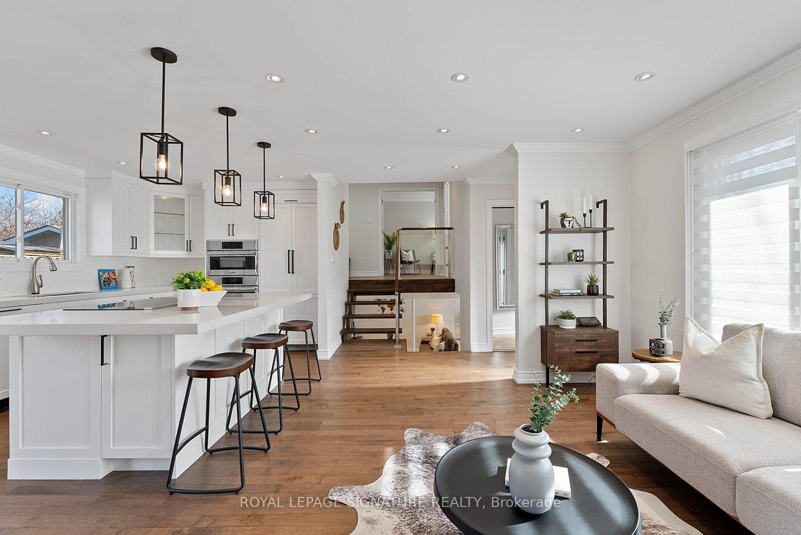 424 Lara Woods N/A photo 8