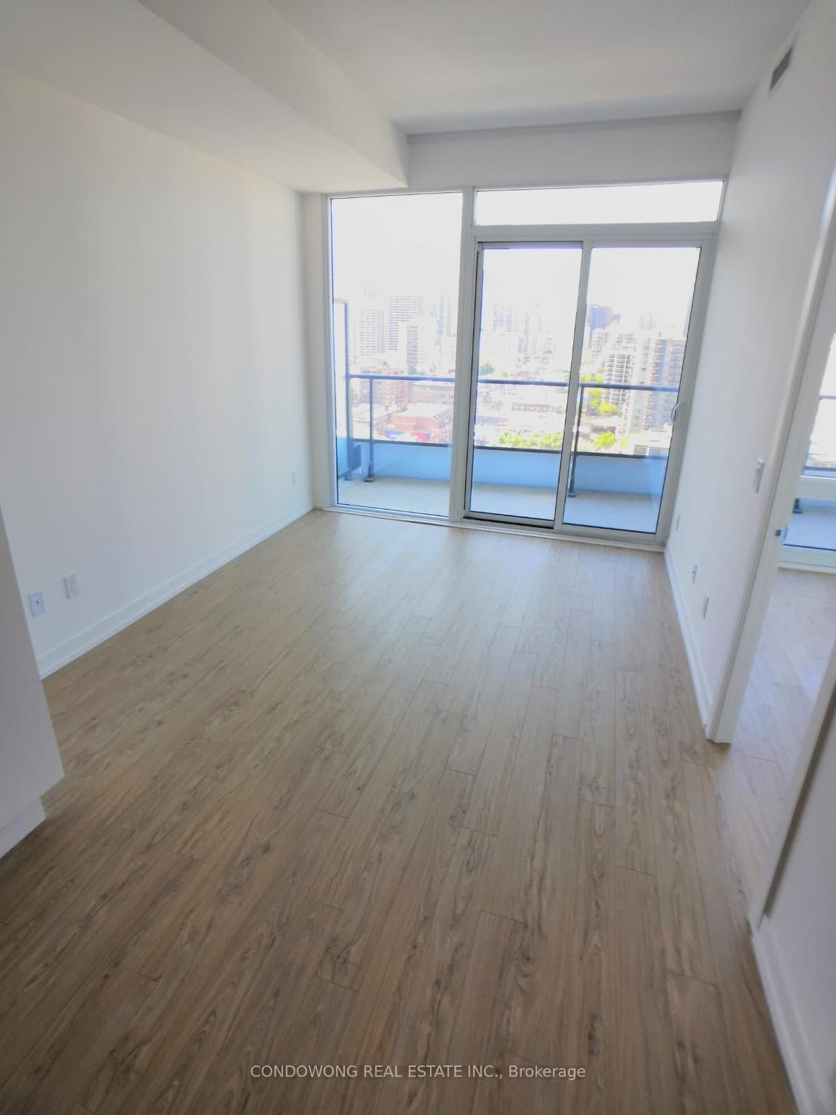 85 Wood Street Unit 2211 photo 4