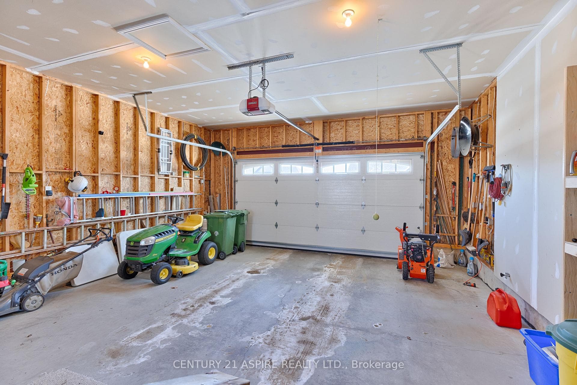 48 Bedard Boulevard photo 37