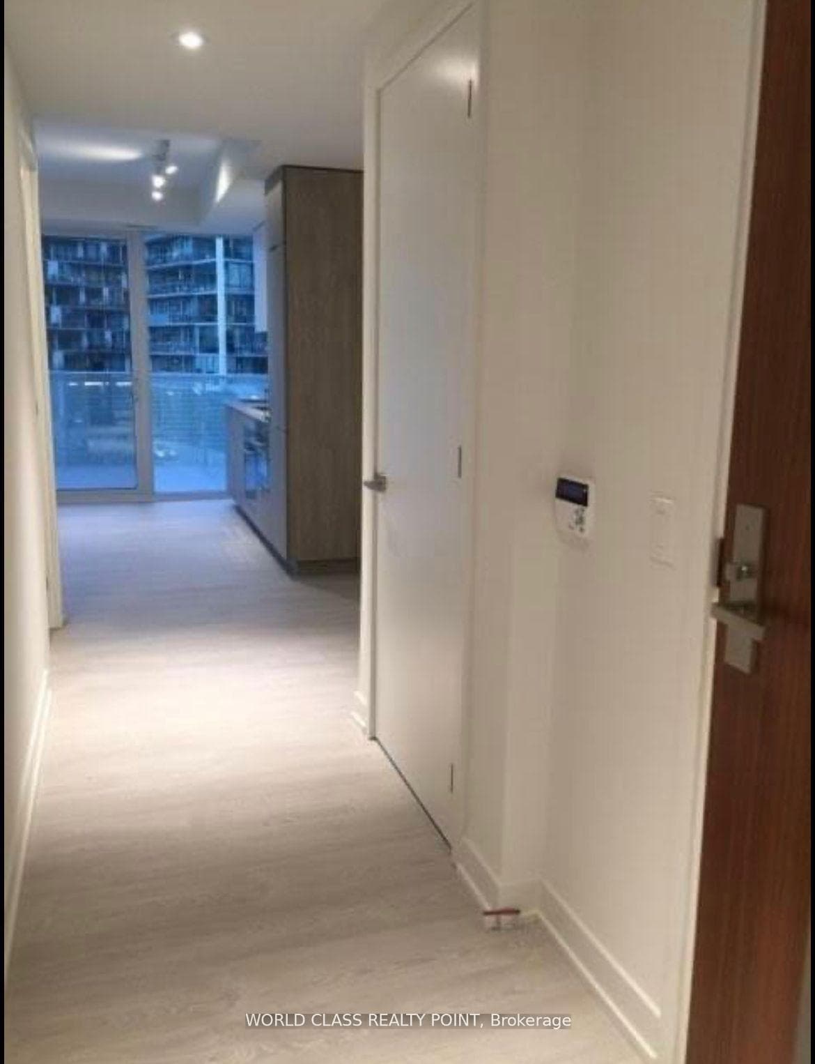 15 Queens Quay Unit 323 photo 5