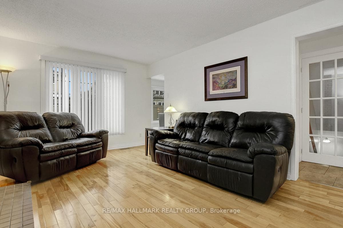 1692 Caminiti Crescent photo 22