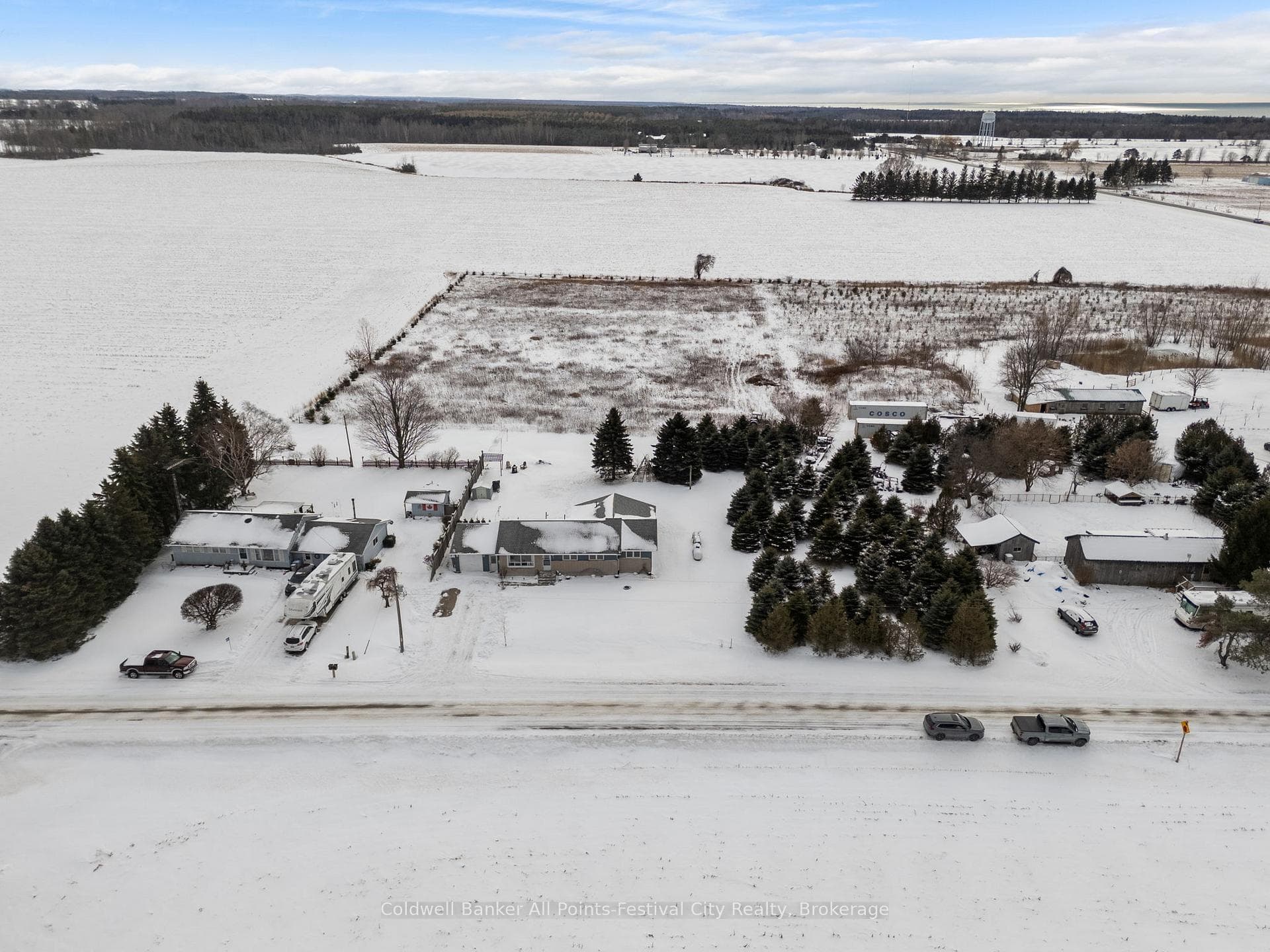 34889 Black's Point Road photo 46