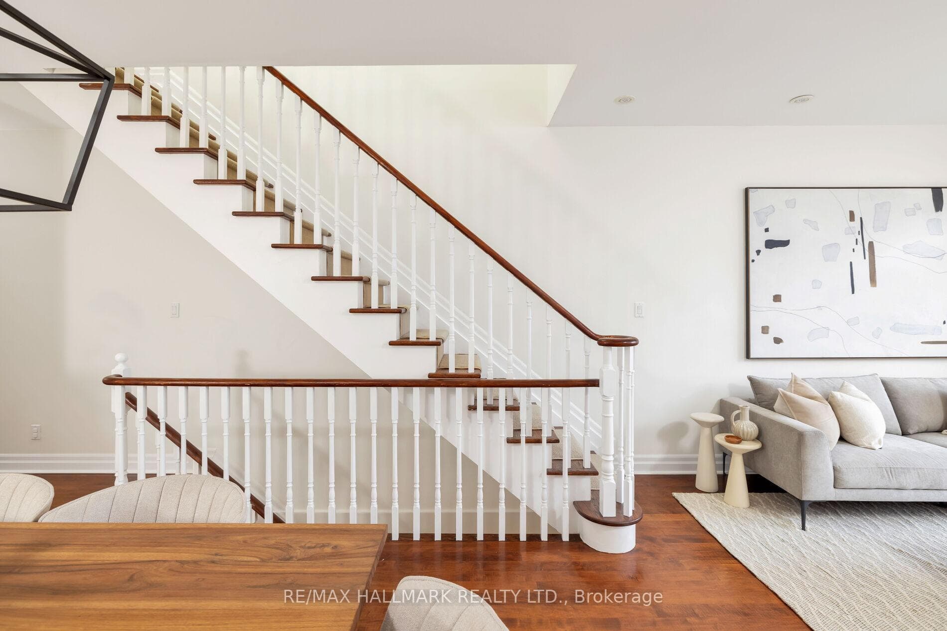 39 Burgess Avenue photo 13