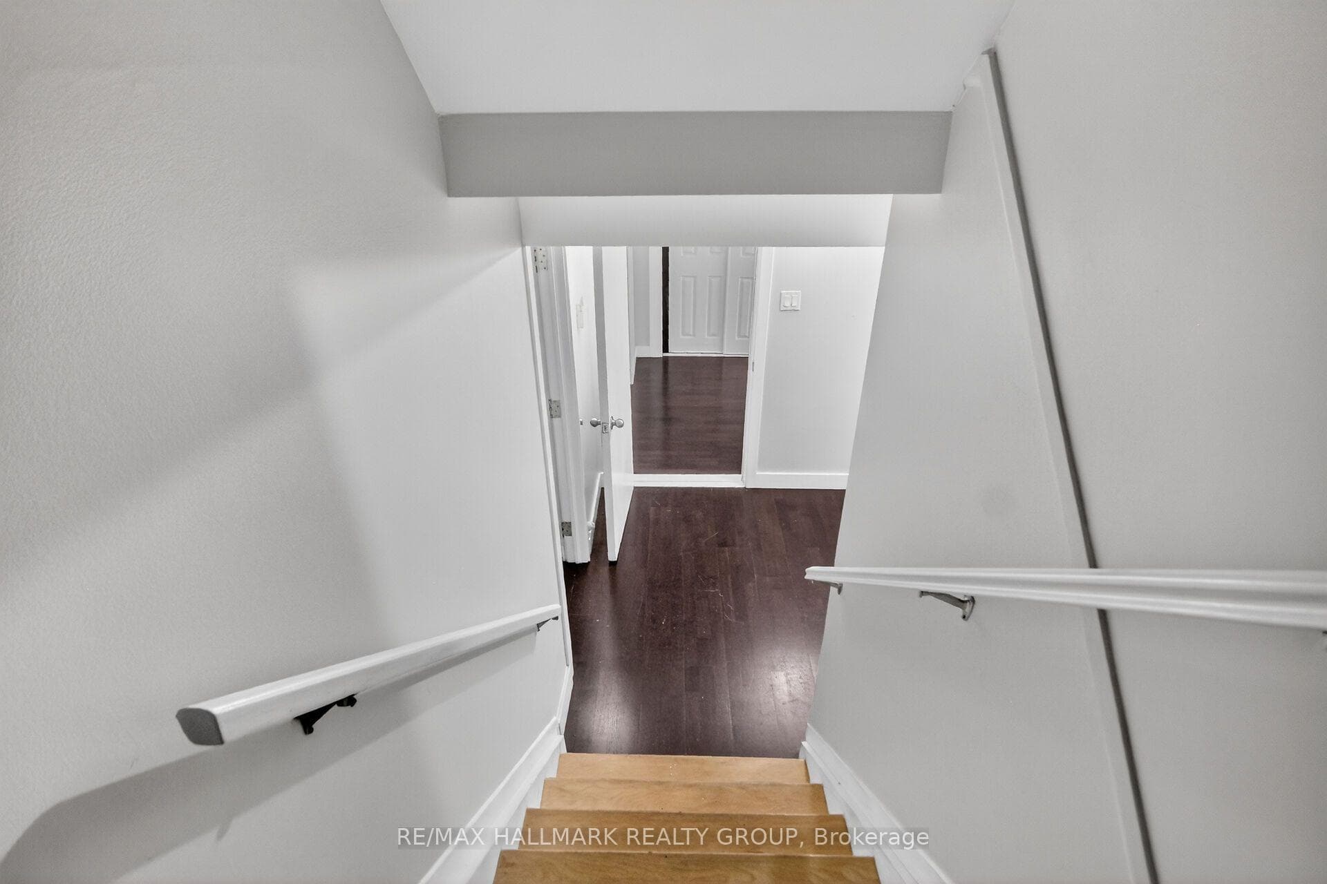 1865 ARIZONA Avenue photo 17