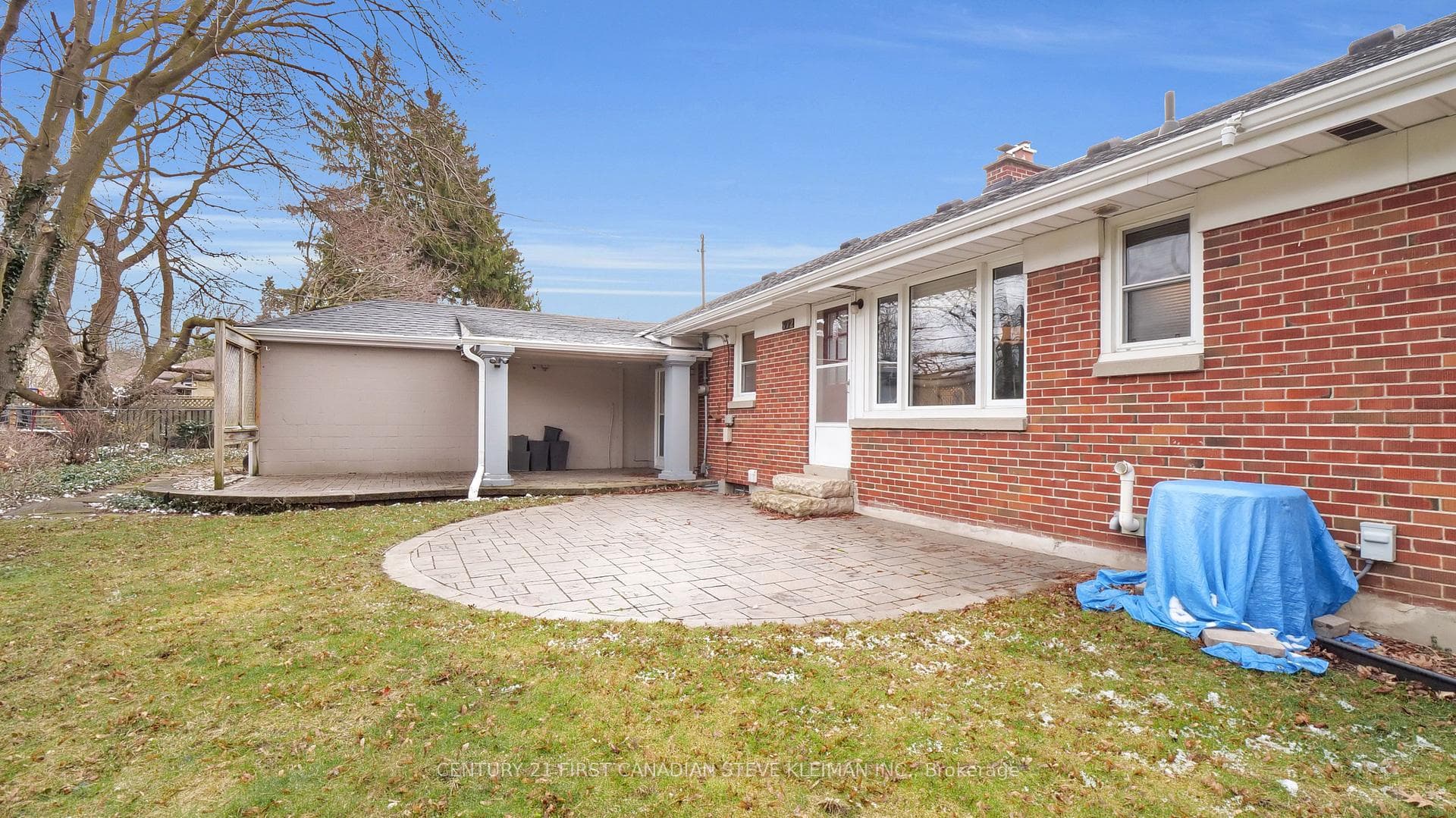 372 Colville Boulevard photo 23