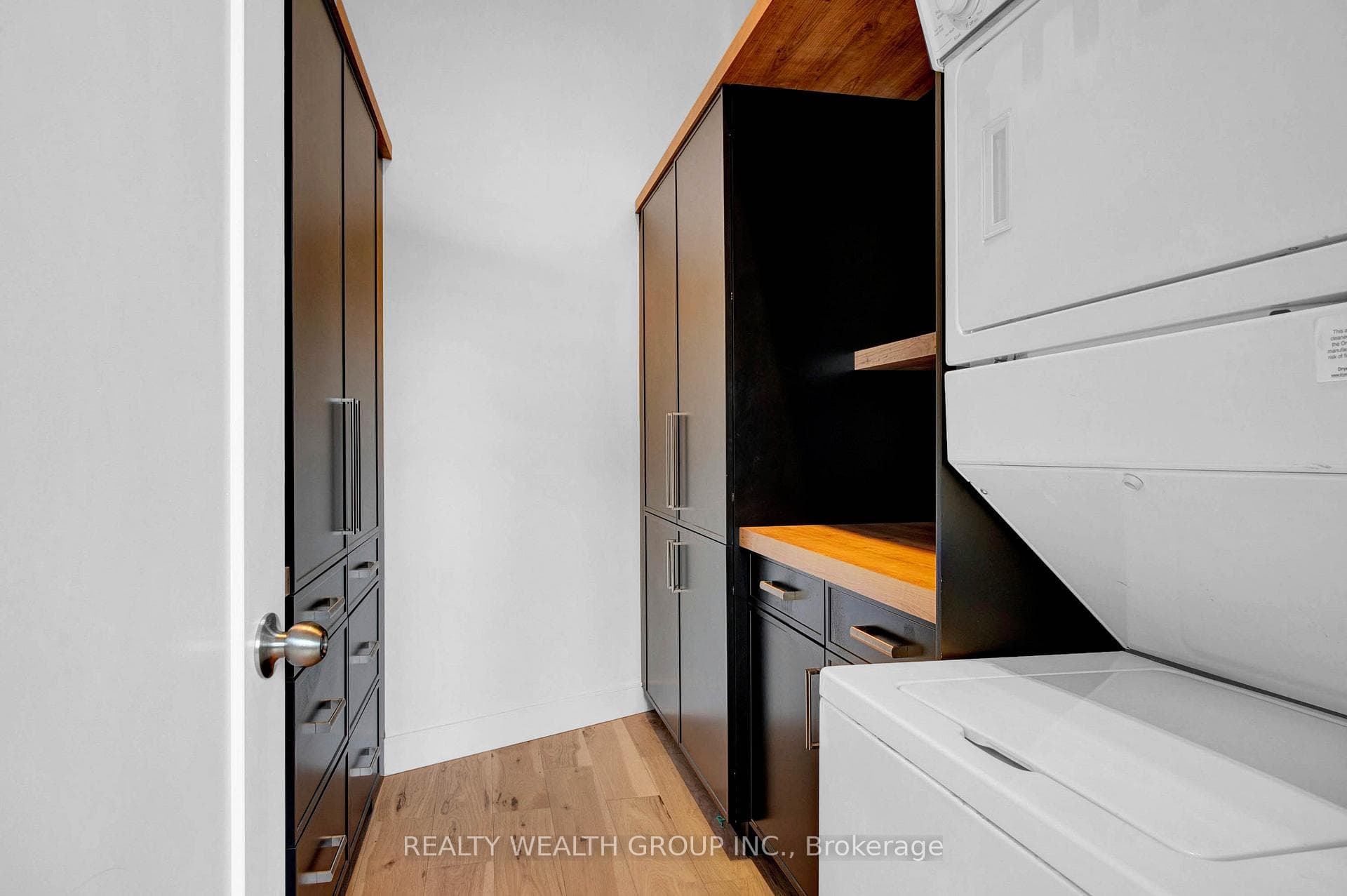 543 Timothy Street Unit 319 photo 24