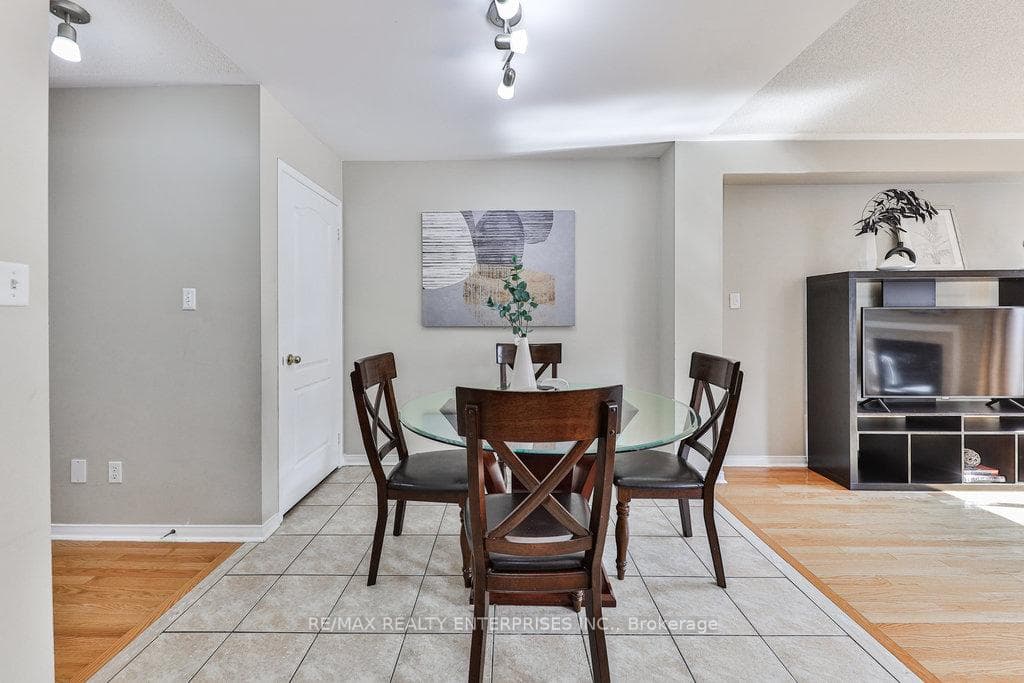 3898 Skyview Street photo 13