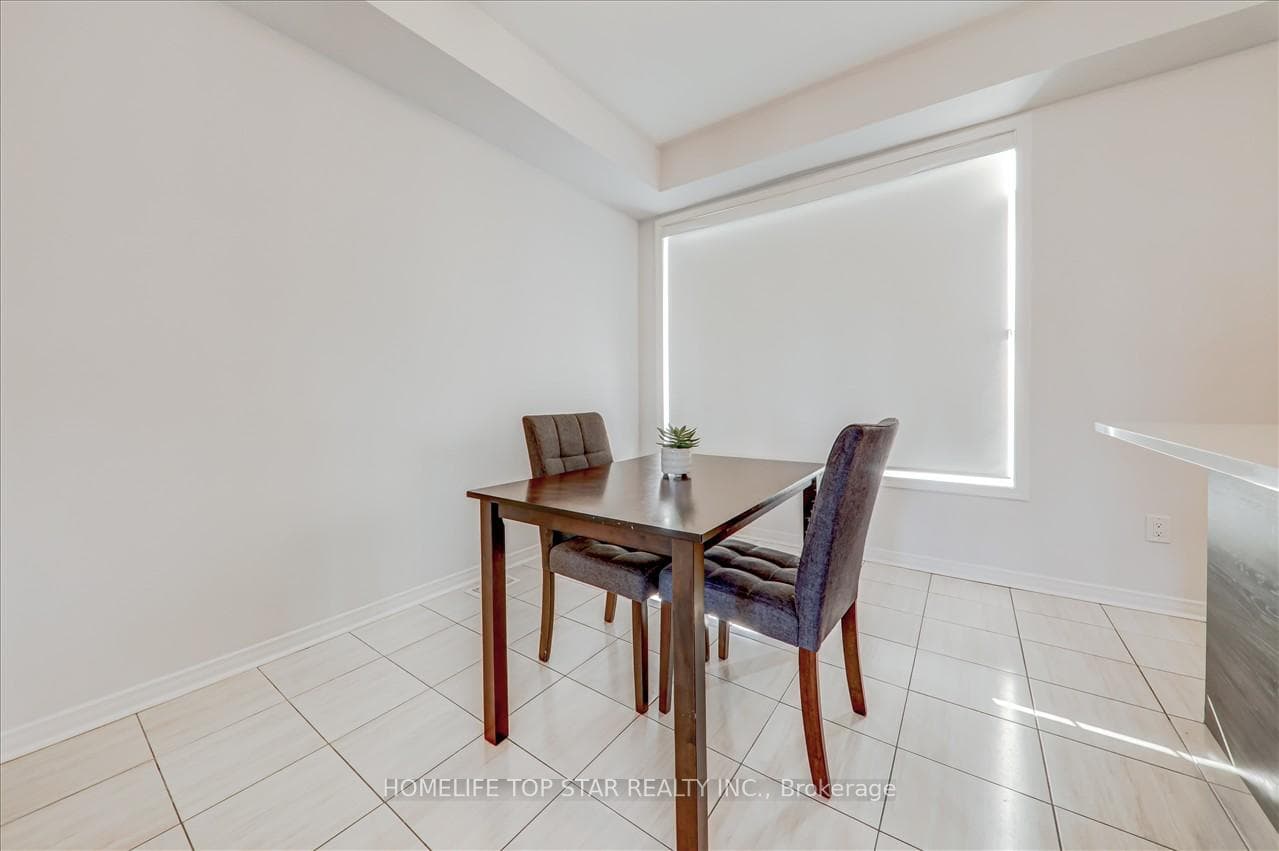68 Harwood Avenue photo 39
