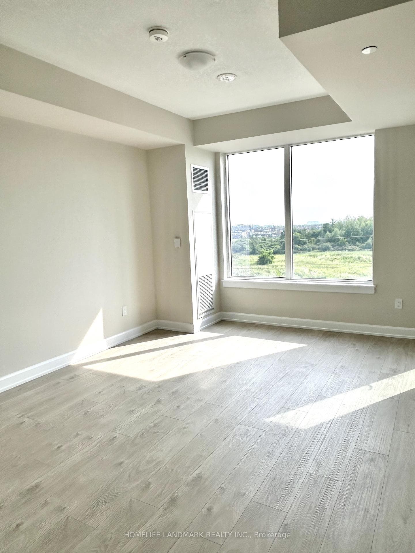 3220 William Coltson Avenue Unit 511 photo 15