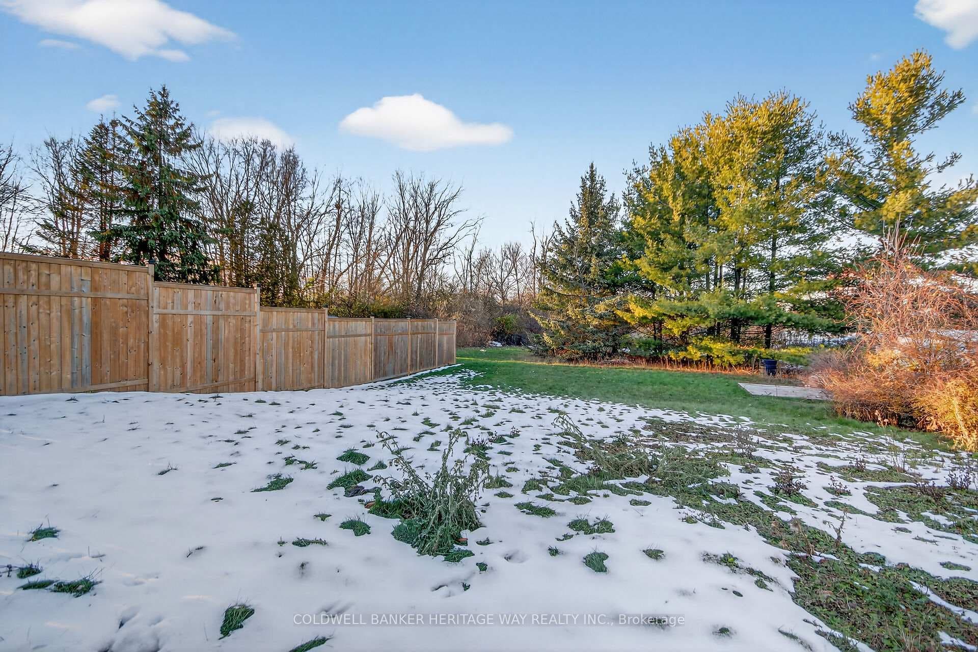 160 Patterson Crescent photo 34