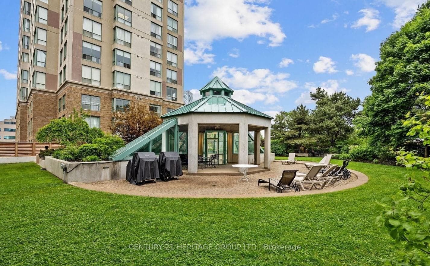 101 Subway Crescent Unit 1601 photo 19