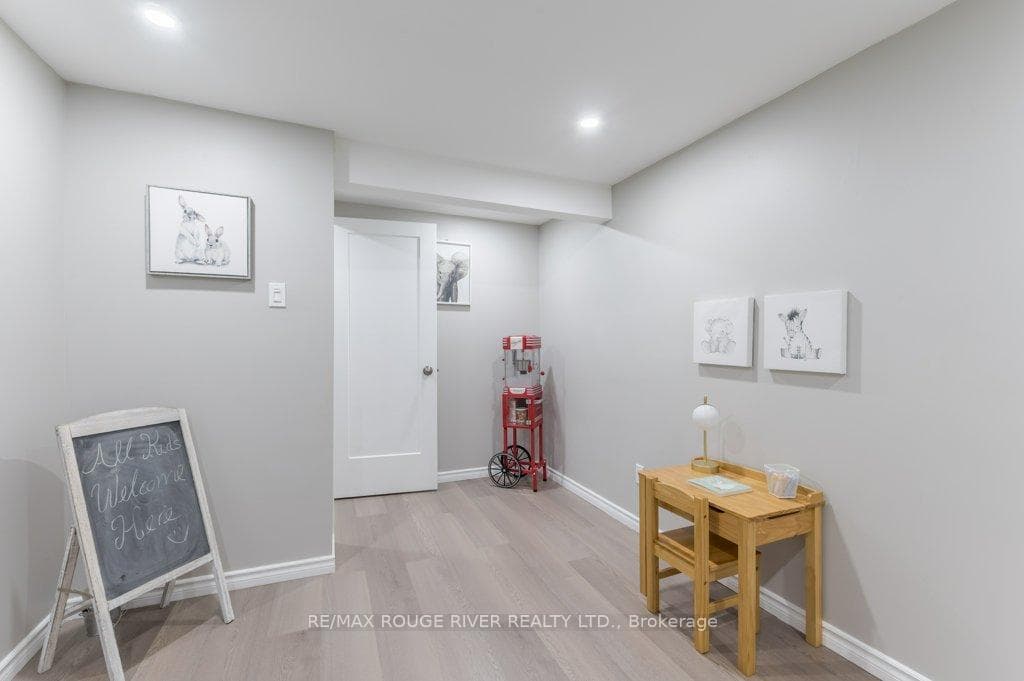 5 Woodfield Street photo 26