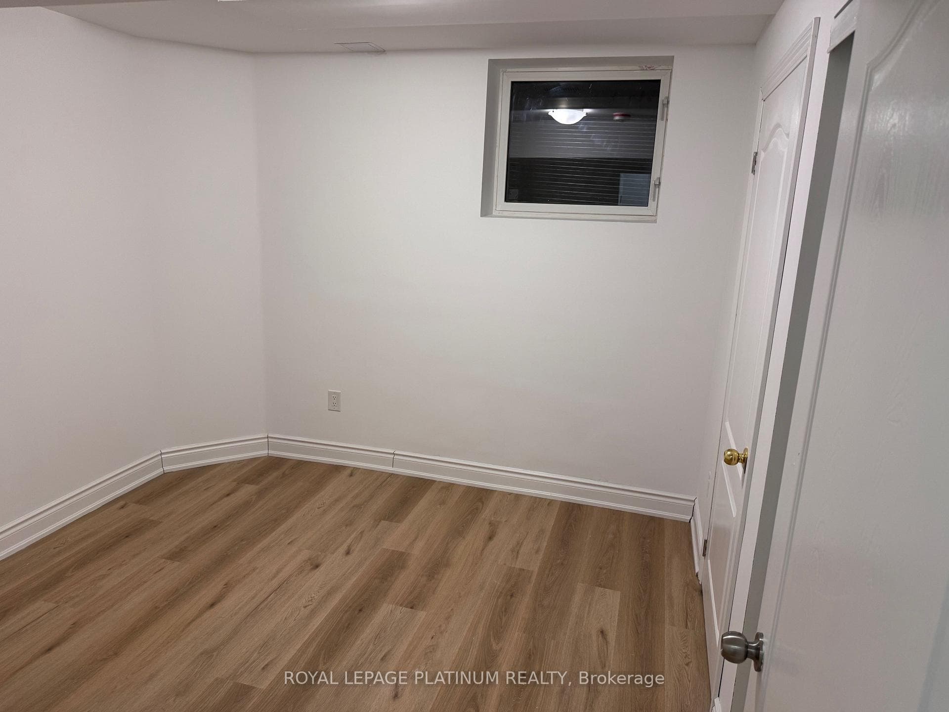 617 Windflower Crescent photo 10