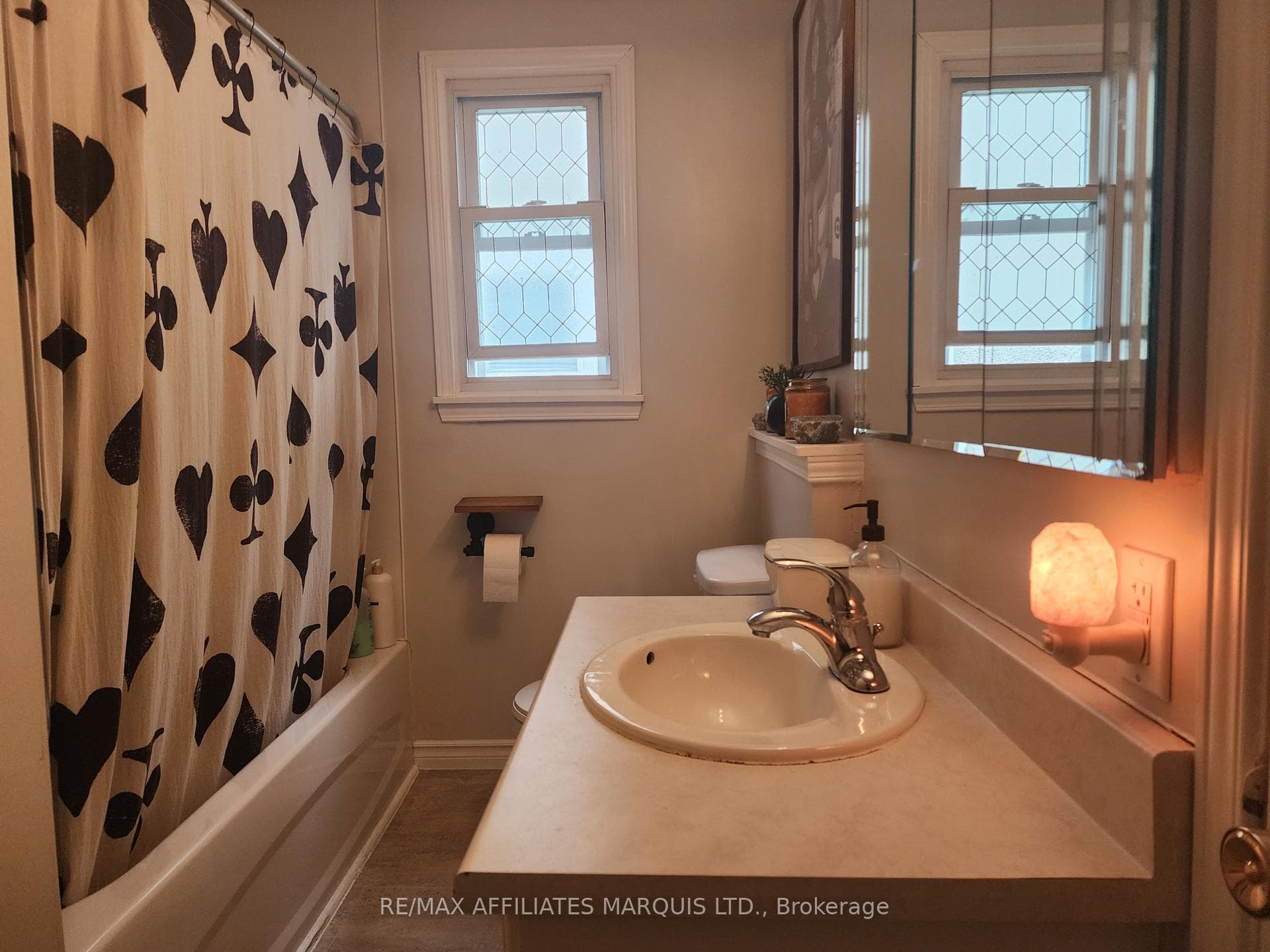 712 Eleventh Street photo 13