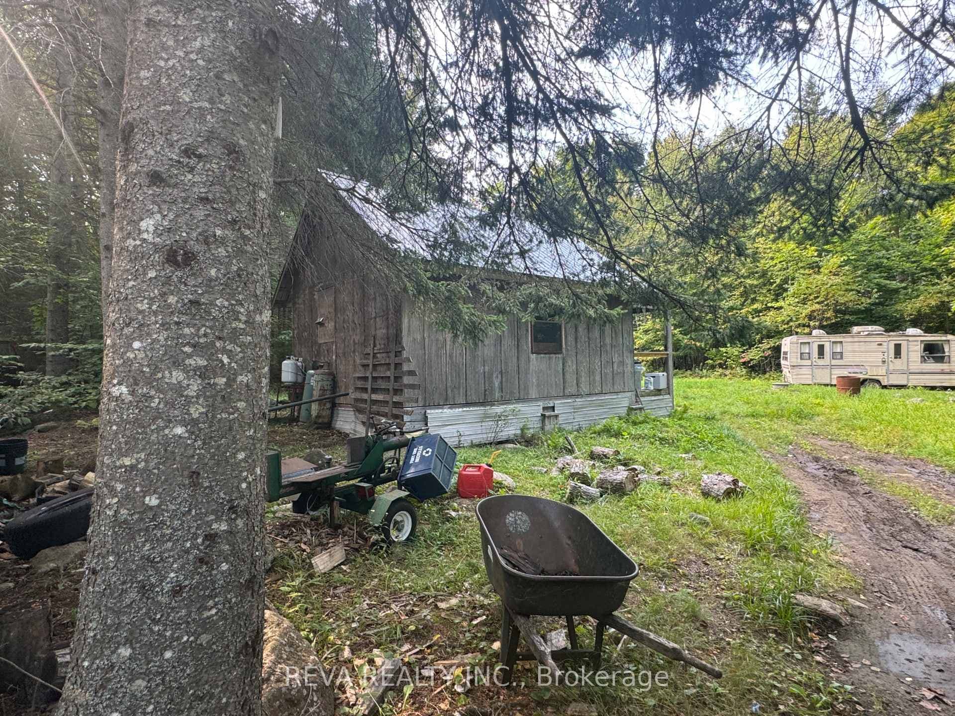 60 Pritchard Road photo 6