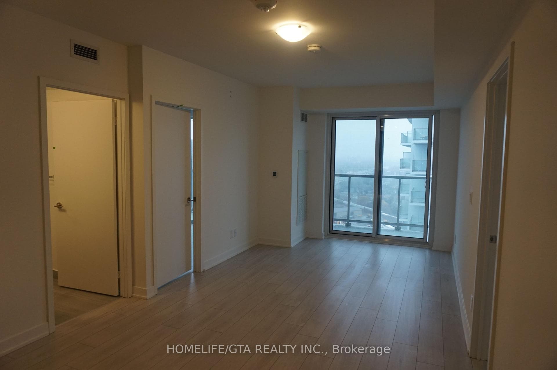 2033 Kennedy Road Unit 3501 photo 9