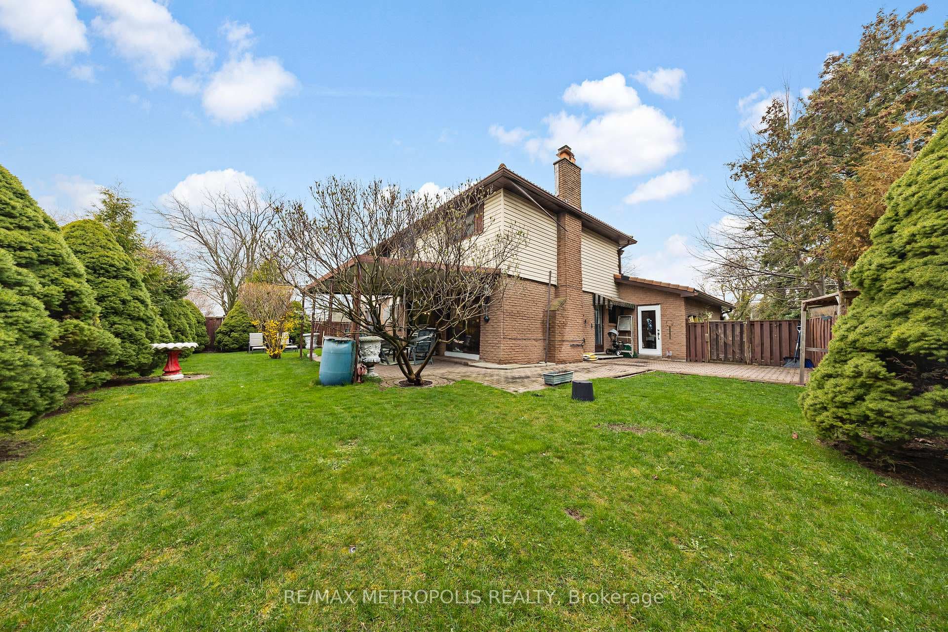 754 Eyer Drive photo 5